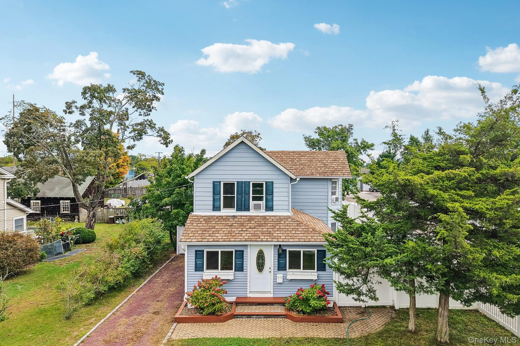 195 River Avenue, Brookhaven, NY, 3 Bedrooms Bedrooms, 6 Rooms Rooms,2 BathroomsBathrooms,Residential,For Rent,River,0,1057178 195 River Avenue, Brookhaven, NY, 3 Bedrooms Bedrooms, 6 Rooms Rooms,2 BathroomsBathrooms,Residential,For Rent,River,0,1057178