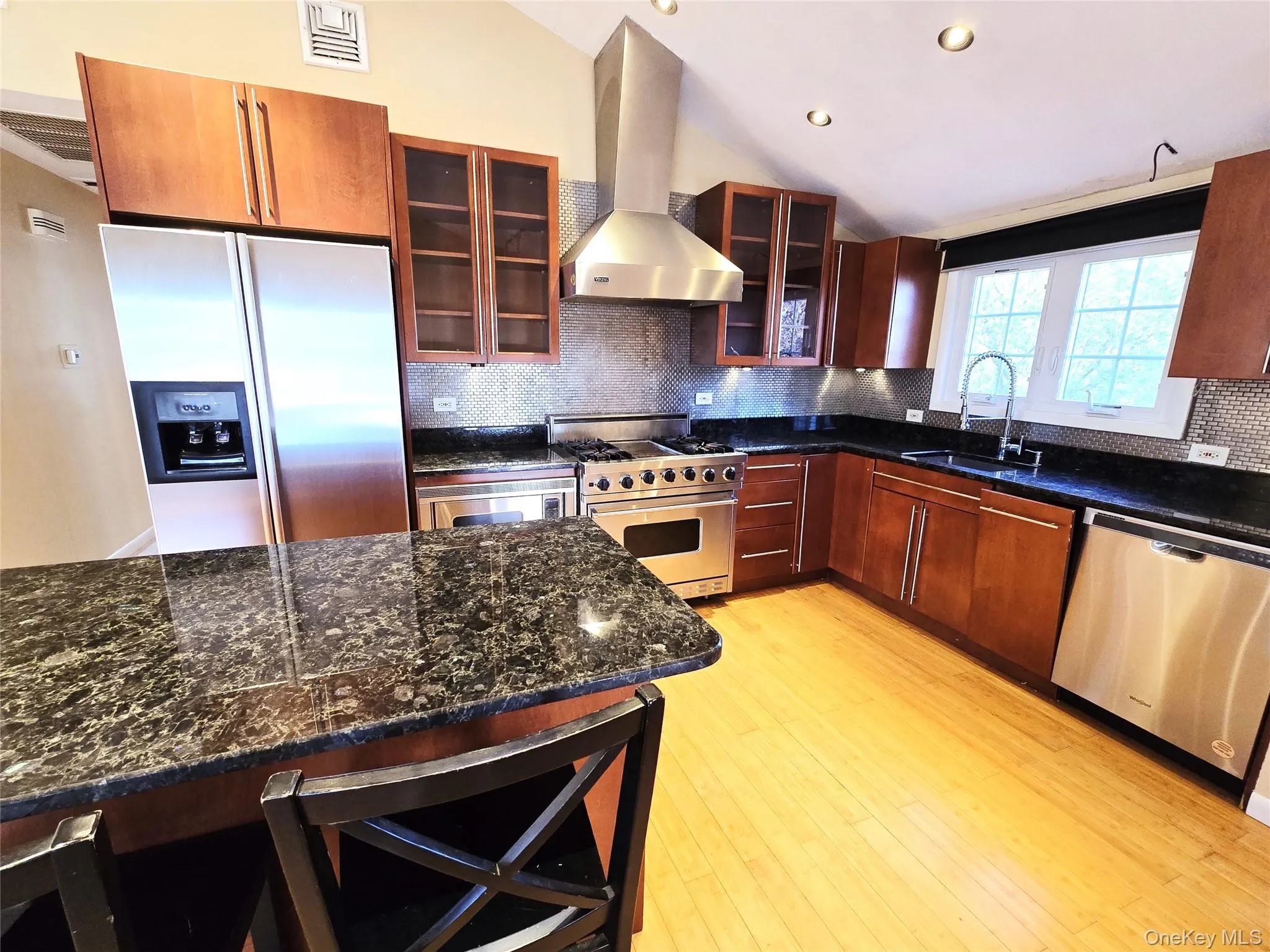 2364 Beverly Road, Hempstead, NY, 3 Bedrooms Bedrooms, 6 Rooms Rooms,1 BathroomBathrooms,Residential Lease,For Rent,Beverly,0,1057181 2364 Beverly Road, Hempstead, NY, 3 Bedrooms Bedrooms, 6 Rooms Rooms,1 BathroomBathrooms,Residential Lease,For Rent,Beverly,0,1057181