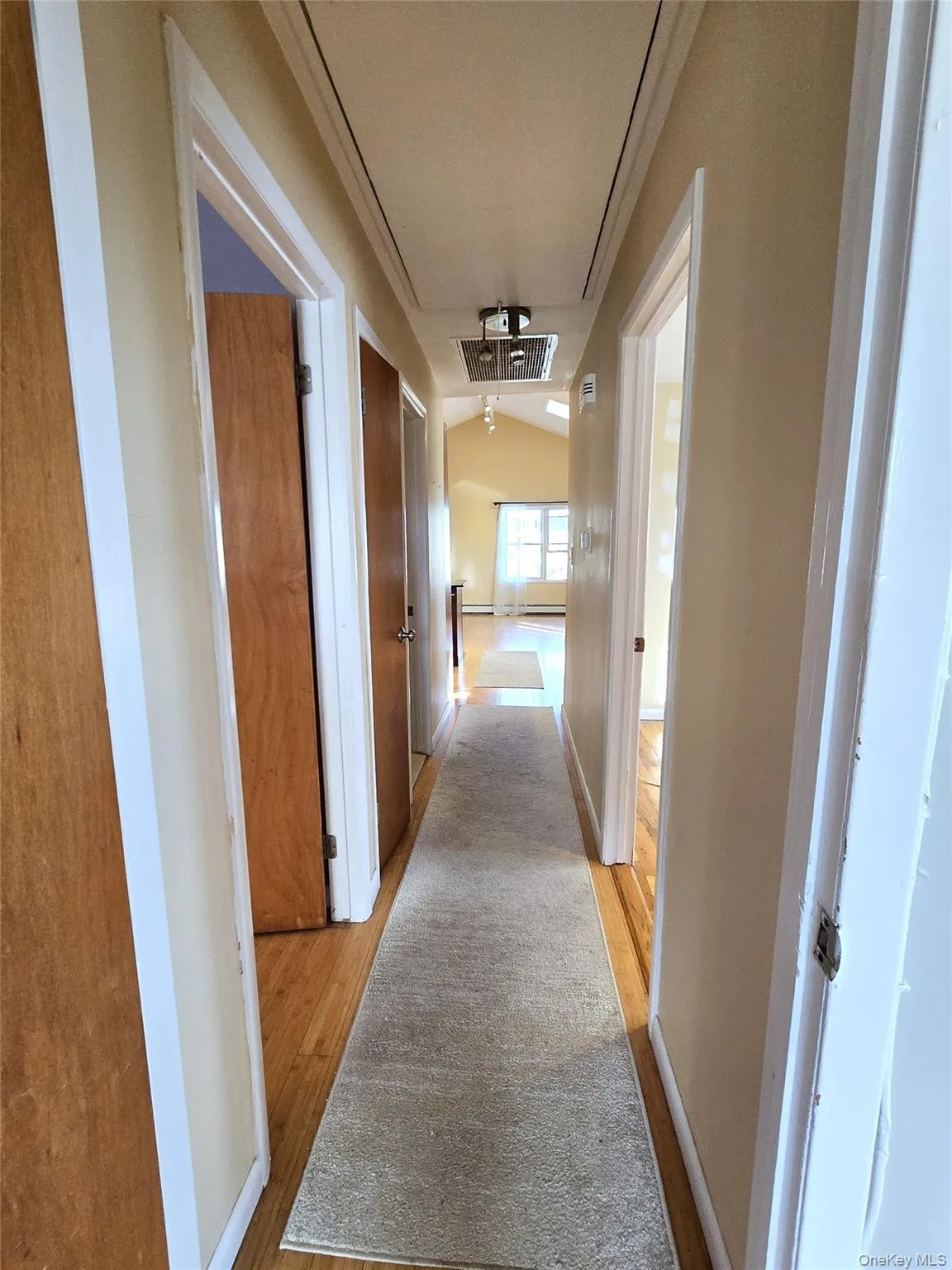 2364 Beverly Road, Hempstead, NY, 3 Bedrooms Bedrooms, 6 Rooms Rooms,1 BathroomBathrooms,Residential Lease,For Rent,Beverly,0,1057181 2364 Beverly Road, Hempstead, NY, 3 Bedrooms Bedrooms, 6 Rooms Rooms,1 BathroomBathrooms,Residential Lease,For Rent,Beverly,0,1057181