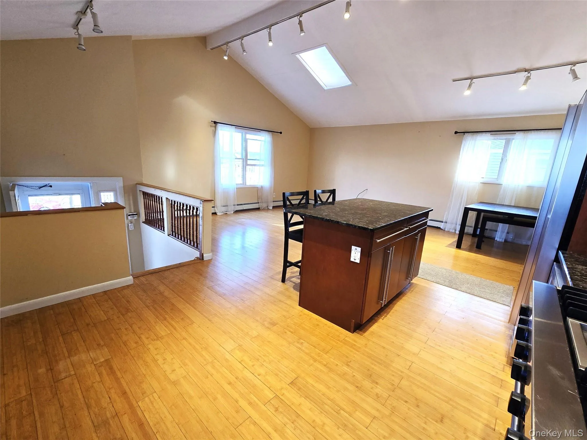 2364 Beverly Road, Hempstead, NY, 3 Bedrooms Bedrooms, 6 Rooms Rooms,1 BathroomBathrooms,Residential Lease,For Rent,Beverly,0,1057181 2364 Beverly Road, Hempstead, NY, 3 Bedrooms Bedrooms, 6 Rooms Rooms,1 BathroomBathrooms,Residential Lease,For Rent,Beverly,0,1057181