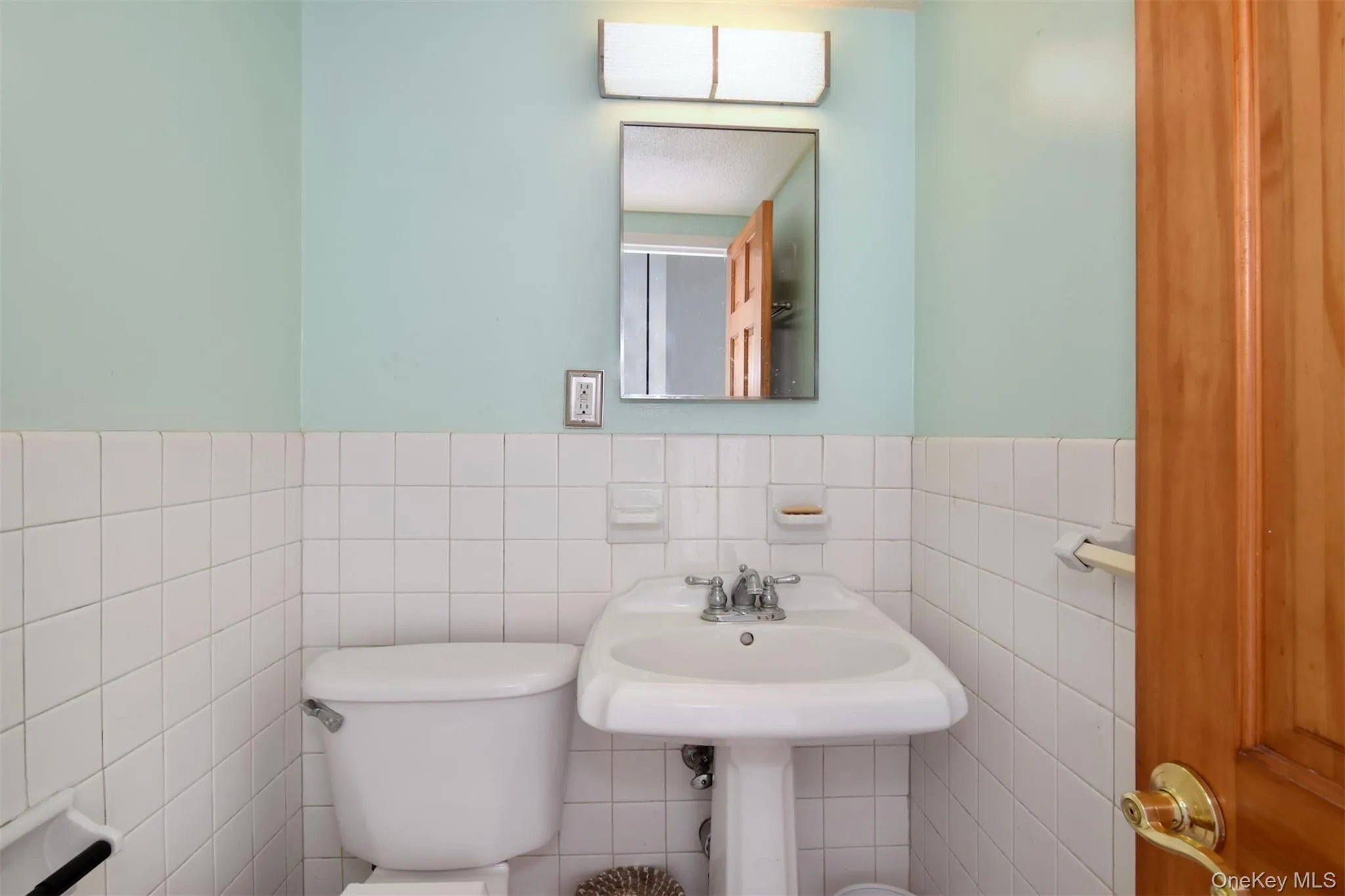 290 232nd Street, New York, NY, 3 Bedrooms Bedrooms, 7 Rooms Rooms,1 BathroomBathrooms,Residential,For Rent,232nd,0,1057184 290 232nd Street, New York, NY, 3 Bedrooms Bedrooms, 7 Rooms Rooms,1 BathroomBathrooms,Residential,For Rent,232nd,0,1057184