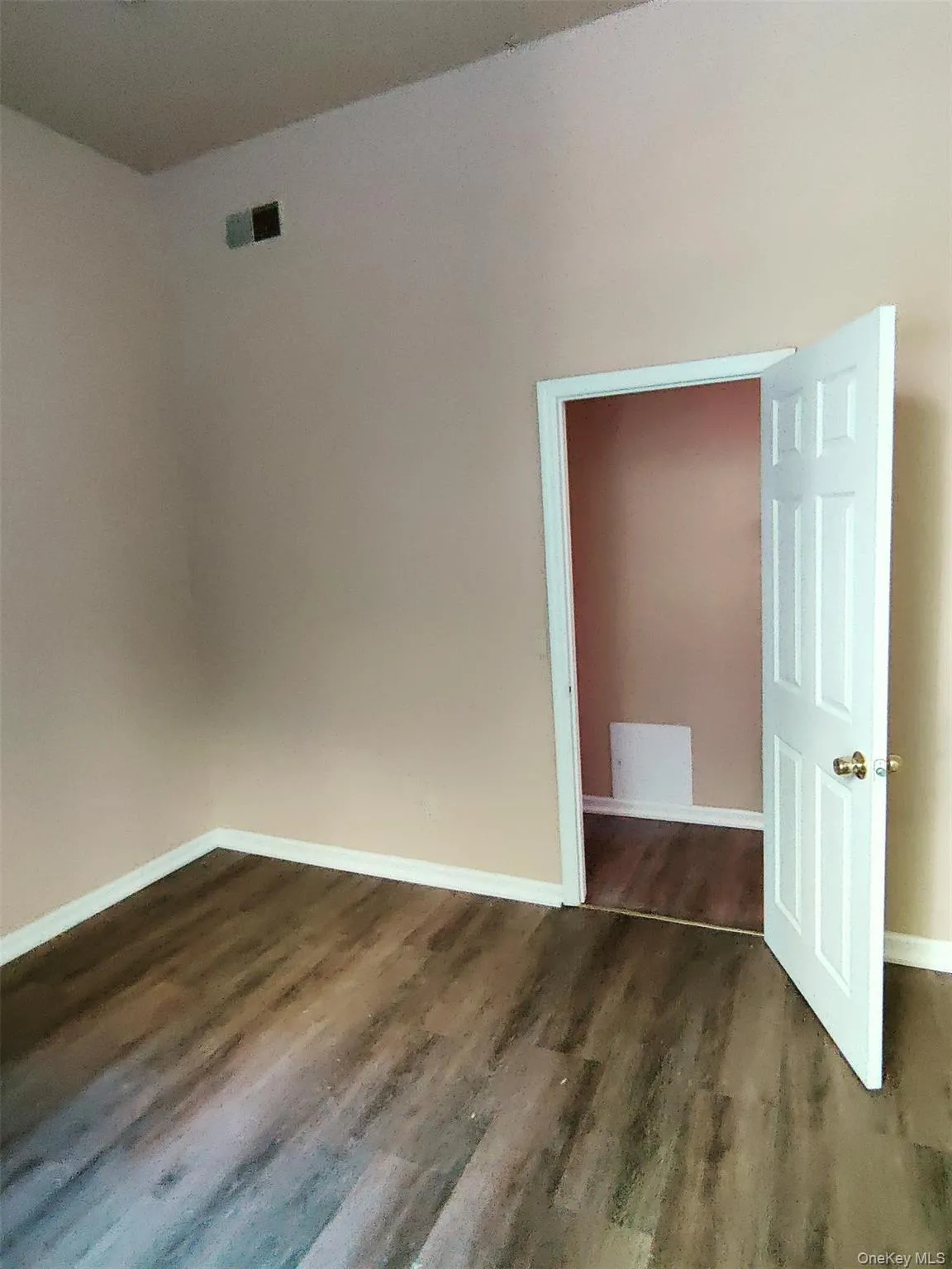 1 Eastman Terrace, Poughkeepsie, NY , With , 3 Bedroom , and , 8 Room , 2 Bathroom , For , Residential Lease , For Rent , 1057186 , MLSID,1057186 1 Eastman Terrace, Poughkeepsie, NY , With , 3 Bedroom , and , 8 Room , 2 Bathroom , For , Residential Lease , For Rent , 1057186 , MLSID,1057186