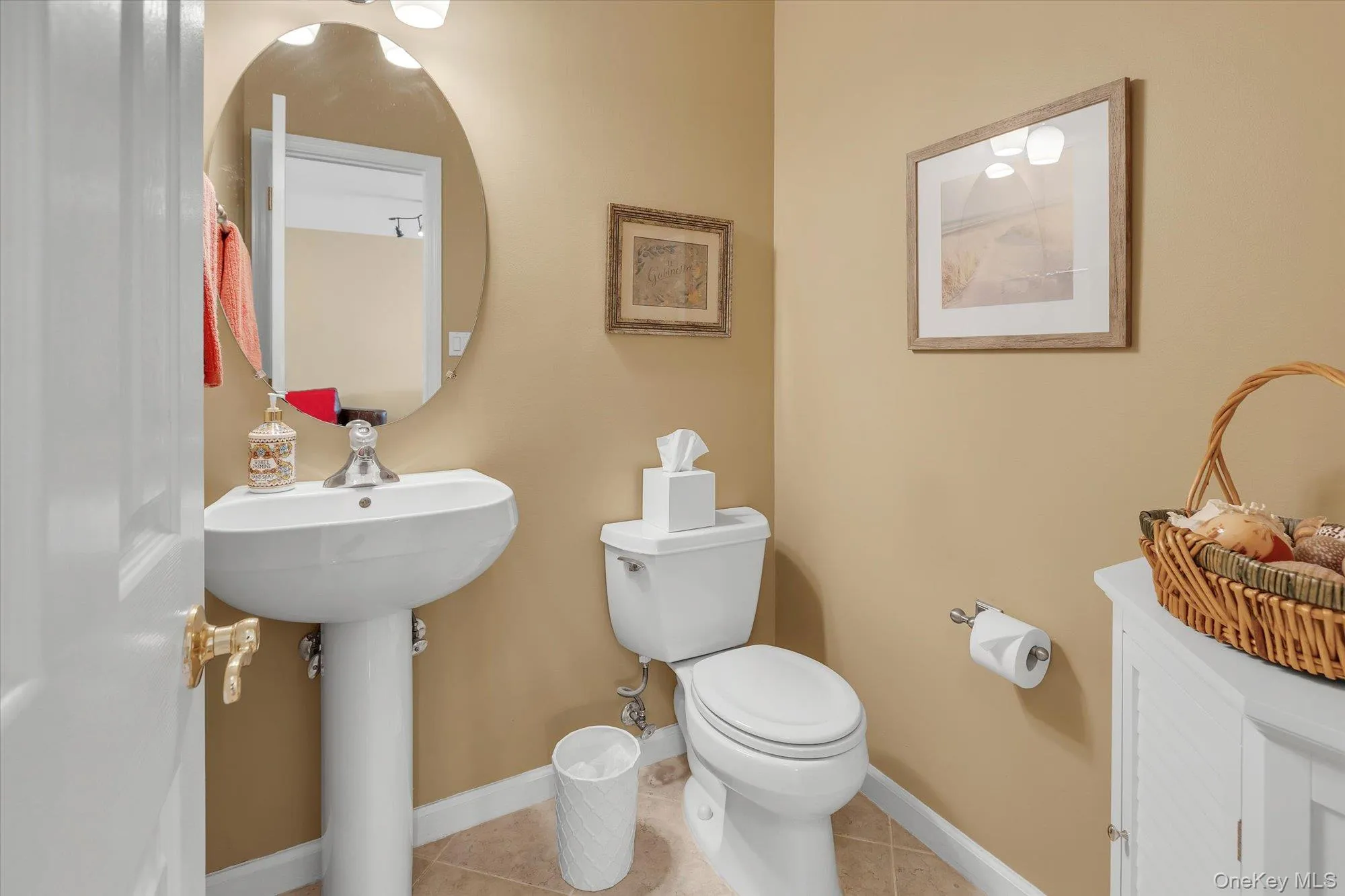 115 Manitou Trail, Smithtown, NY, 3 Bedrooms Bedrooms, 7 Rooms Rooms,2 BathroomsBathrooms,Residential,For Rent,Manitou,0,1057203 115 Manitou Trail, Smithtown, NY, 3 Bedrooms Bedrooms, 7 Rooms Rooms,2 BathroomsBathrooms,Residential,For Rent,Manitou,0,1057203