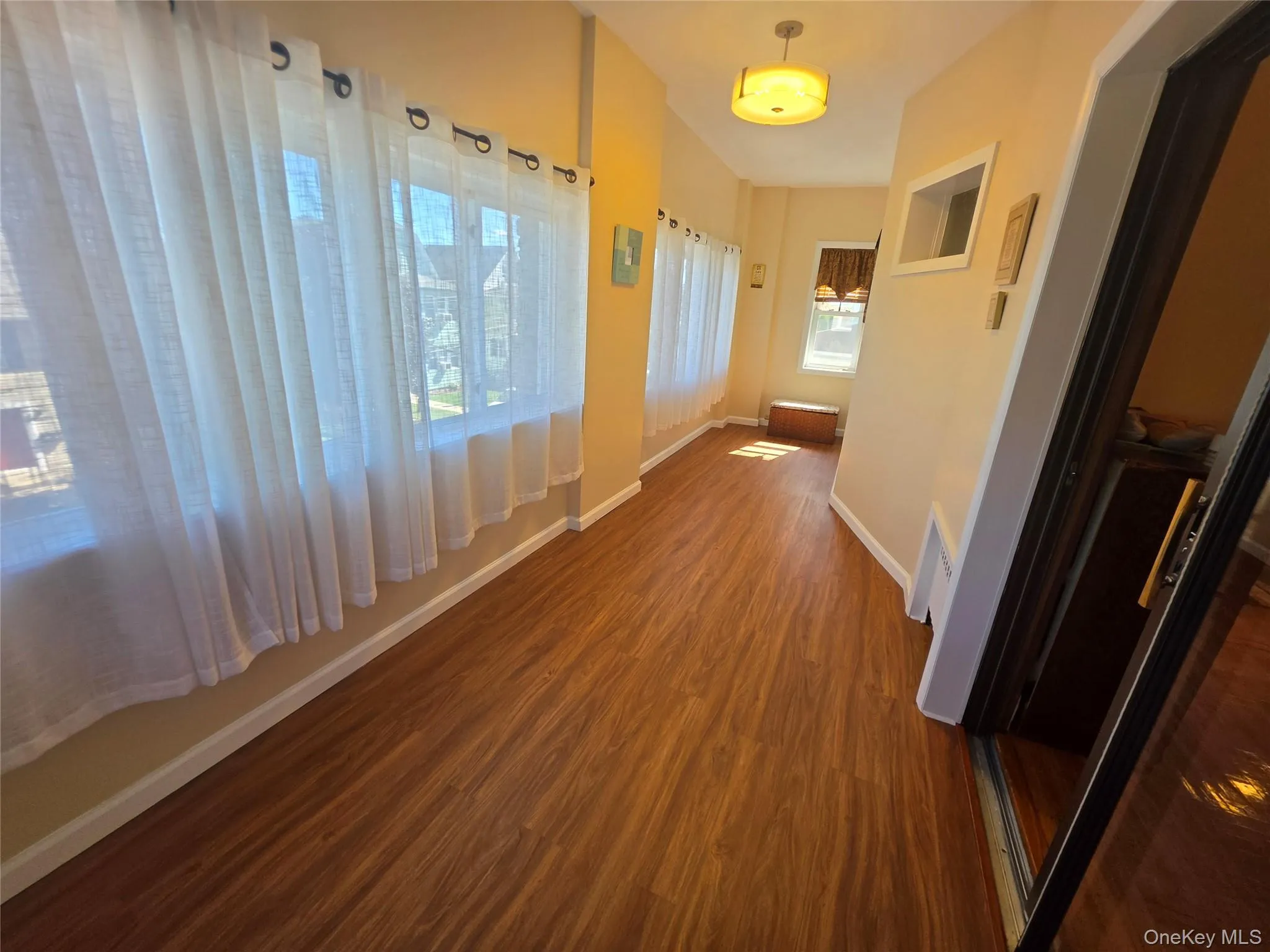 51 Tower, Yonkers, NY, 3 Bedrooms Bedrooms, 6 Rooms Rooms,1 BathroomBathrooms,Residential Lease,For Rent,Tower,0,1057206 51 Tower, Yonkers, NY, 3 Bedrooms Bedrooms, 6 Rooms Rooms,1 BathroomBathrooms,Residential Lease,For Rent,Tower,0,1057206