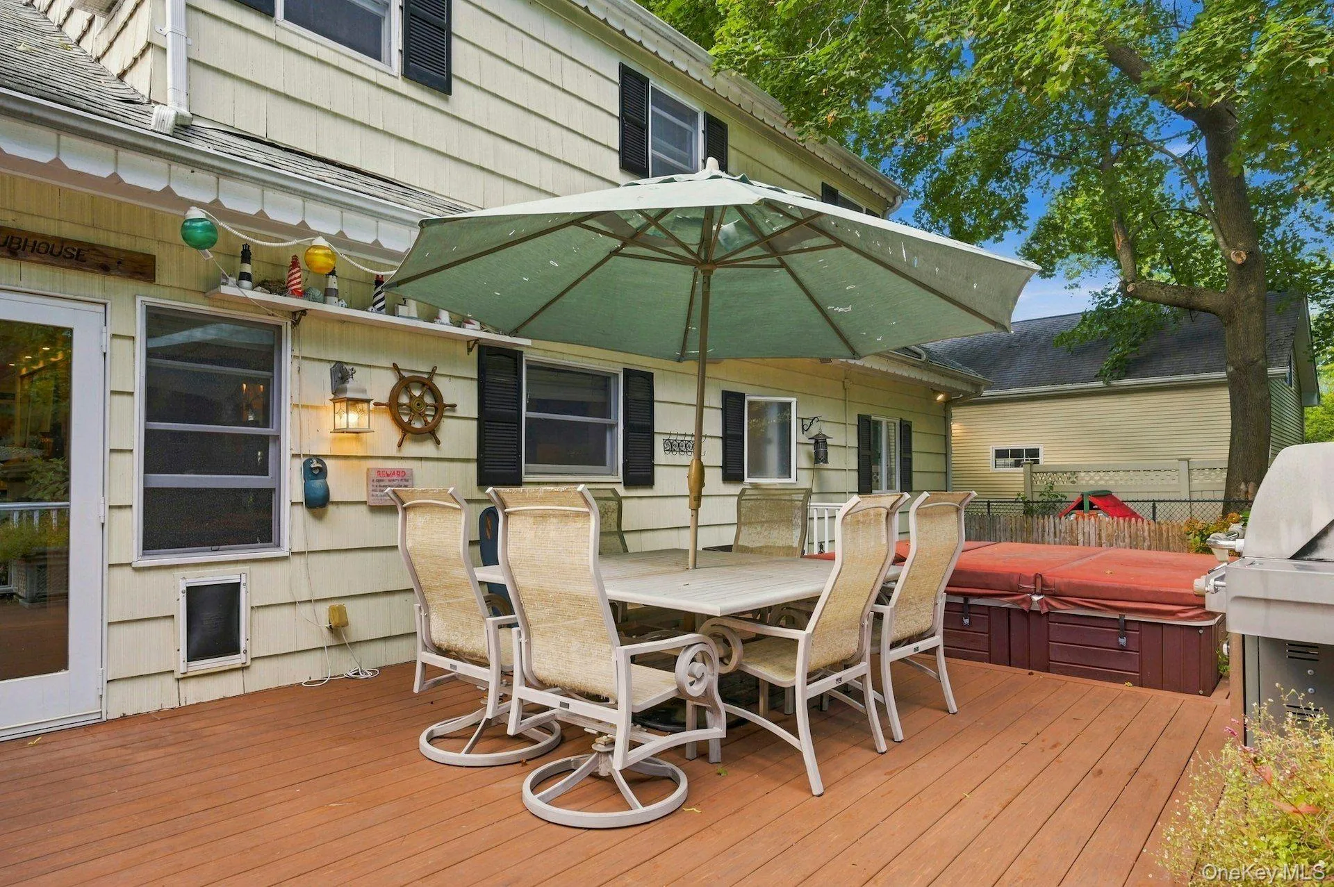 24 Avenue B, Huntington, NY, 4 Bedrooms Bedrooms, 8 Rooms Rooms,2 BathroomsBathrooms,Residential,For Rent,Avenue B,0,1057211 24 Avenue B, Huntington, NY, 4 Bedrooms Bedrooms, 8 Rooms Rooms,2 BathroomsBathrooms,Residential,For Rent,Avenue B,0,1057211