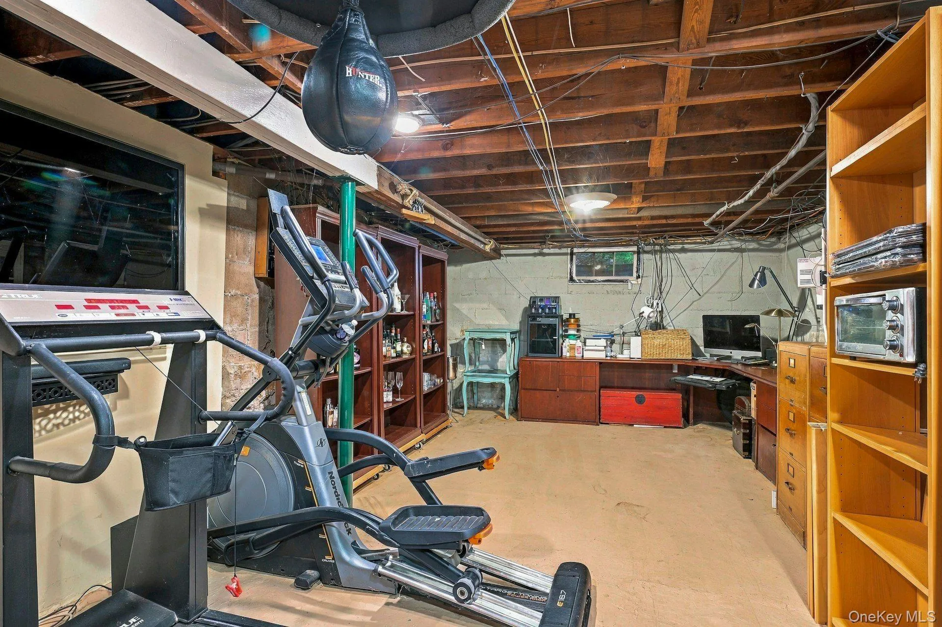24 Avenue B, Huntington, NY, 4 Bedrooms Bedrooms, 8 Rooms Rooms,2 BathroomsBathrooms,Residential,For Rent,Avenue B,0,1057211 24 Avenue B, Huntington, NY, 4 Bedrooms Bedrooms, 8 Rooms Rooms,2 BathroomsBathrooms,Residential,For Rent,Avenue B,0,1057211