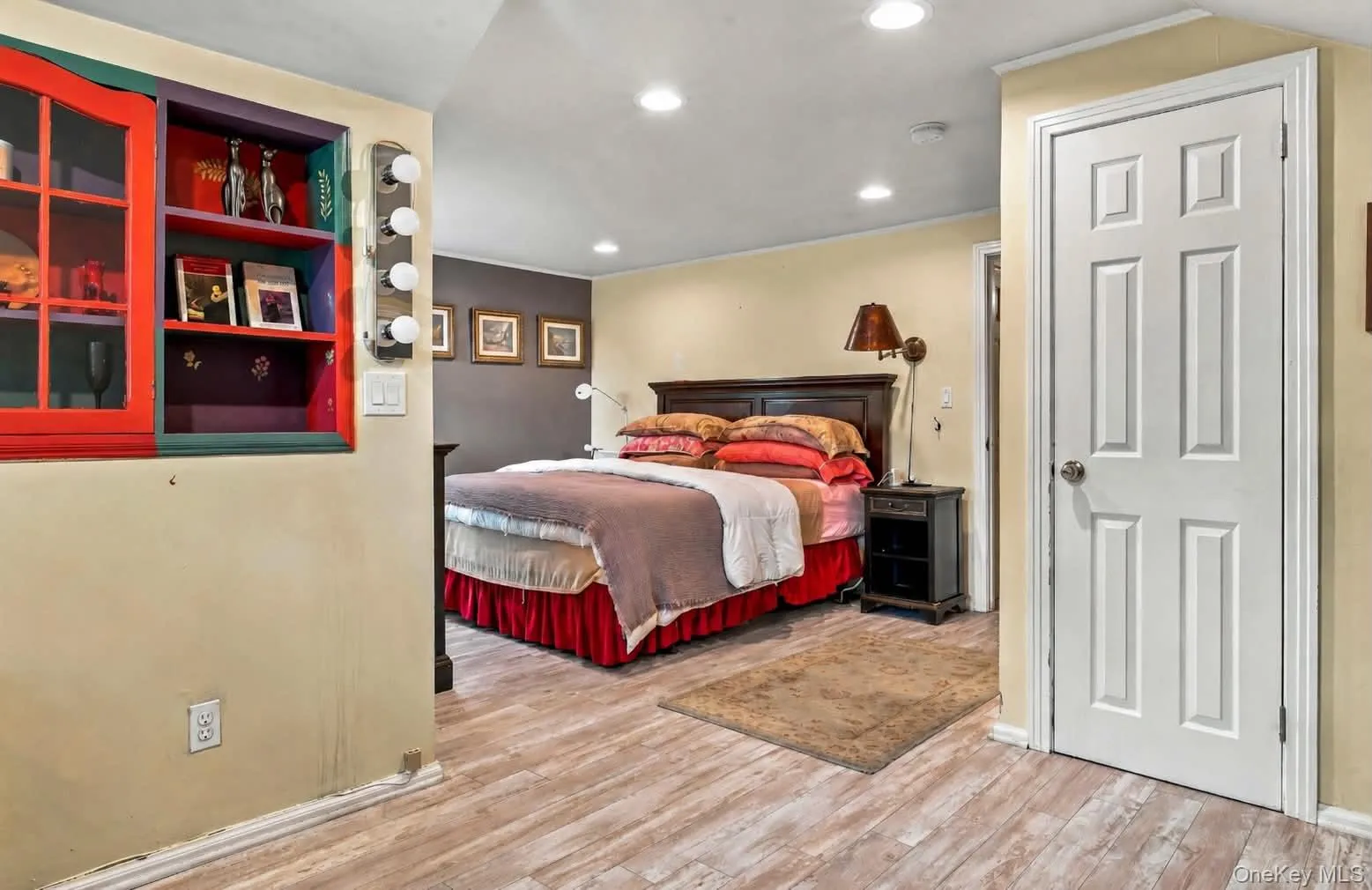 24 Avenue B, Huntington, NY, 4 Bedrooms Bedrooms, 8 Rooms Rooms,2 BathroomsBathrooms,Residential,For Rent,Avenue B,0,1057211 24 Avenue B, Huntington, NY, 4 Bedrooms Bedrooms, 8 Rooms Rooms,2 BathroomsBathrooms,Residential,For Rent,Avenue B,0,1057211