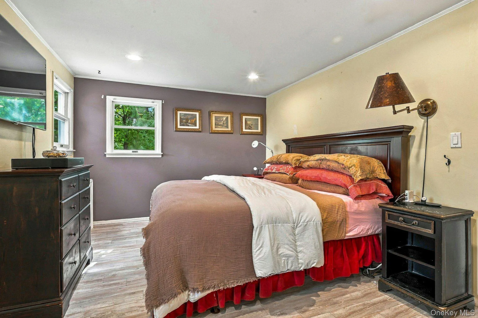 24 Avenue B, Huntington, NY, 4 Bedrooms Bedrooms, 8 Rooms Rooms,2 BathroomsBathrooms,Residential,For Rent,Avenue B,0,1057211 24 Avenue B, Huntington, NY, 4 Bedrooms Bedrooms, 8 Rooms Rooms,2 BathroomsBathrooms,Residential,For Rent,Avenue B,0,1057211