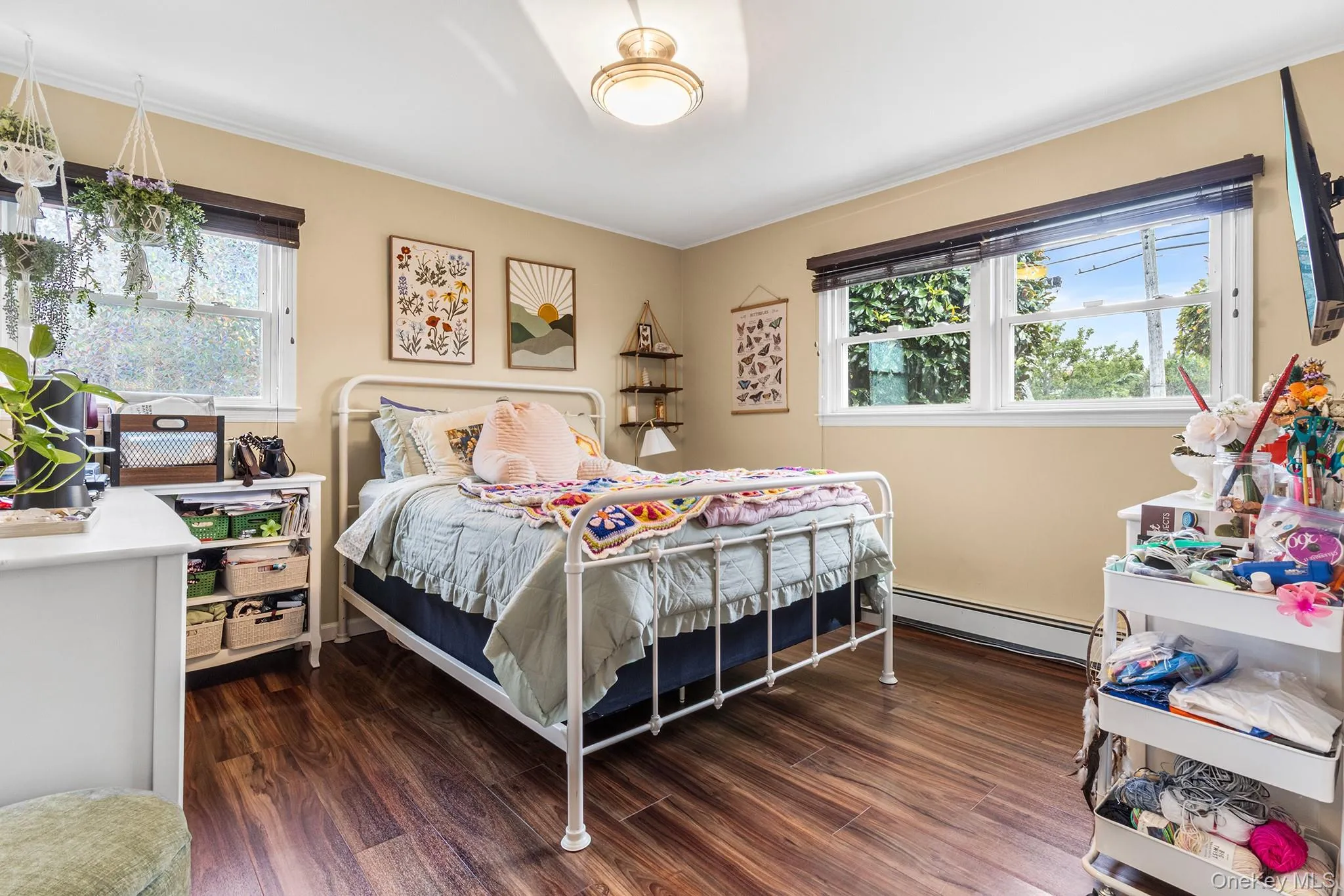 142 Montgomery Avenue, Hempstead, NY, 3 Bedrooms Bedrooms, 6 Rooms Rooms,1 BathroomBathrooms,Residential,For Rent,Montgomery,0,1057212 142 Montgomery Avenue, Hempstead, NY, 3 Bedrooms Bedrooms, 6 Rooms Rooms,1 BathroomBathrooms,Residential,For Rent,Montgomery,0,1057212
