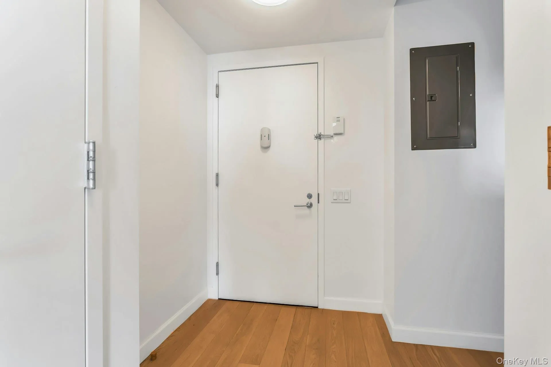 138-35 39th Avenue, New York, NY, 2 Bedrooms Bedrooms, 5 Rooms Rooms,2 BathroomsBathrooms,Residential,For Rent,39th,0,1057214 138-35 39th Avenue, New York, NY, 2 Bedrooms Bedrooms, 5 Rooms Rooms,2 BathroomsBathrooms,Residential,For Rent,39th,0,1057214