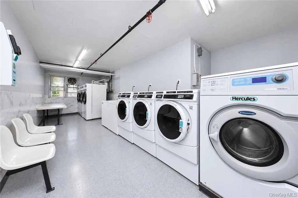 1625 Emmons Avenue, New York, NY, 5 Bedrooms Bedrooms, ,1 BathroomBathrooms,Residential,For Rent,Emmons,0,1057230 1625 Emmons Avenue, New York, NY, 5 Bedrooms Bedrooms, ,1 BathroomBathrooms,Residential,For Rent,Emmons,0,1057230