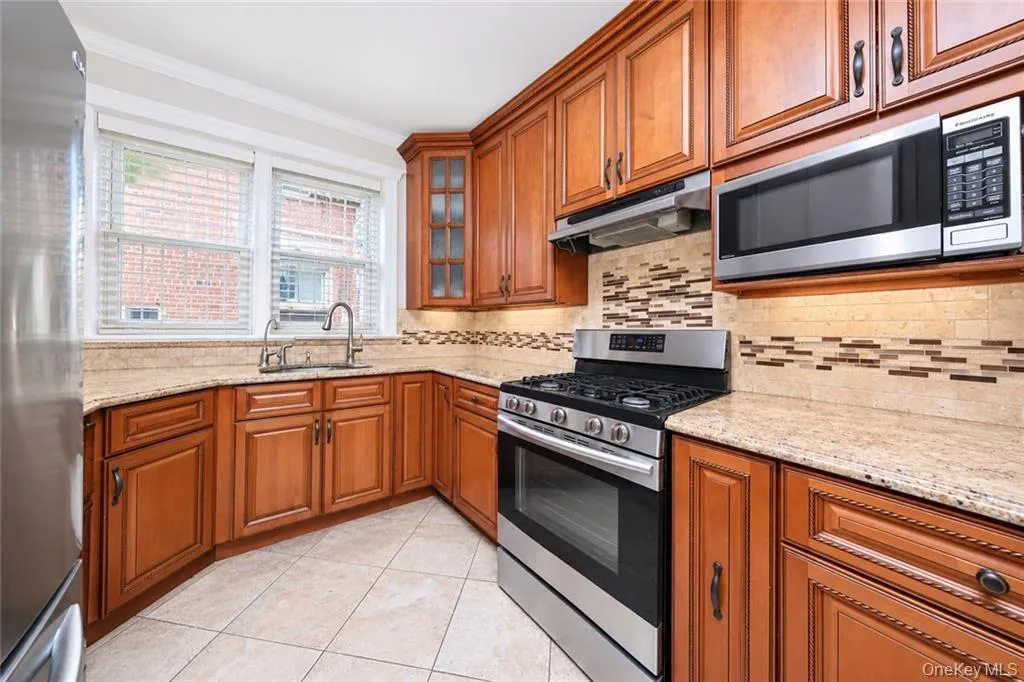 1625 Emmons Avenue, New York, NY, 5 Bedrooms Bedrooms, ,1 BathroomBathrooms,Residential,For Rent,Emmons,0,1057230 1625 Emmons Avenue, New York, NY, 5 Bedrooms Bedrooms, ,1 BathroomBathrooms,Residential,For Rent,Emmons,0,1057230