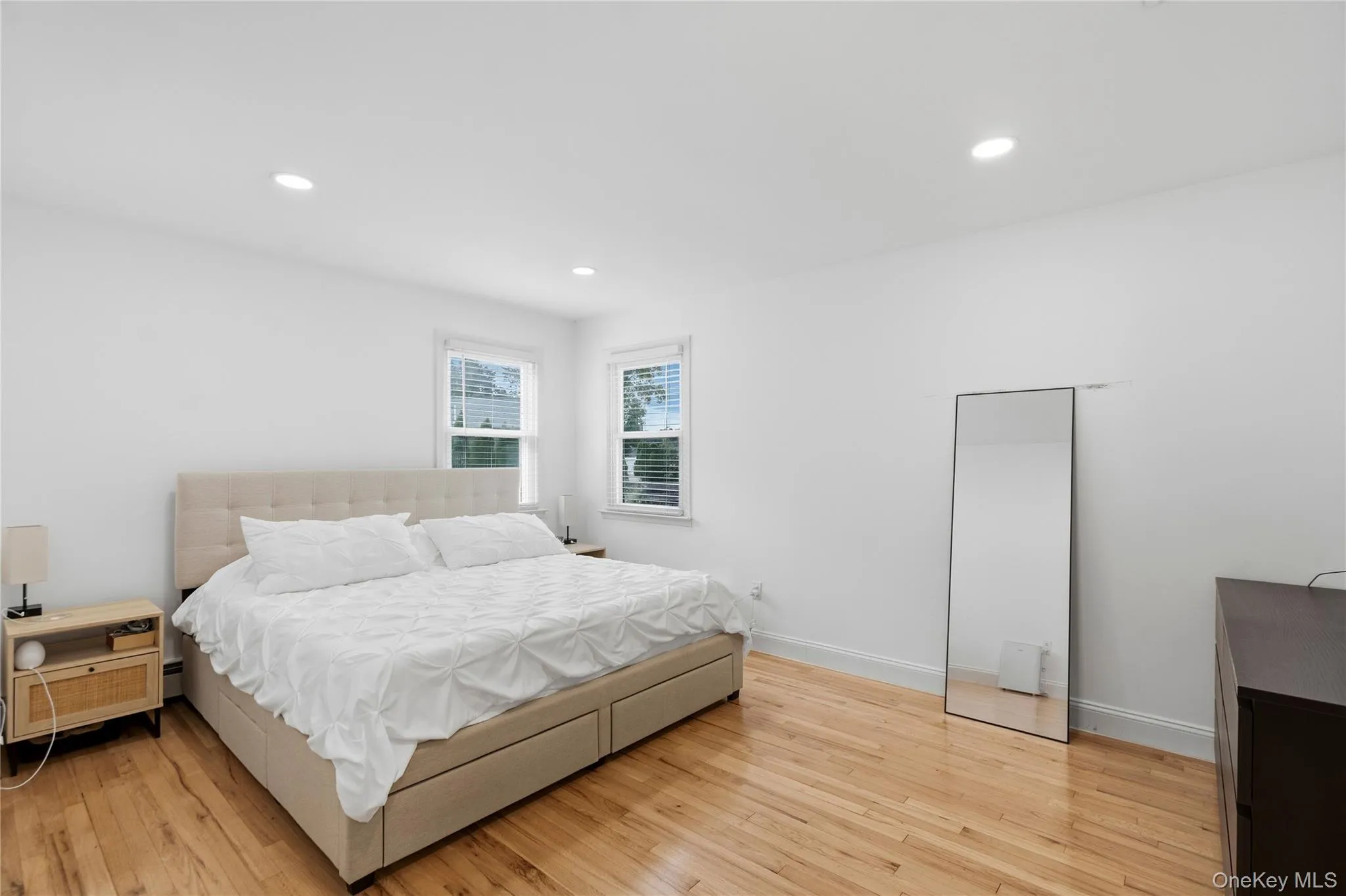 77 Winchester Drive, Babylon, NY, 4 Bedrooms Bedrooms, 7 Rooms Rooms,3 BathroomsBathrooms,Residential,For Rent,Winchester,0,1057233 77 Winchester Drive, Babylon, NY, 4 Bedrooms Bedrooms, 7 Rooms Rooms,3 BathroomsBathrooms,Residential,For Rent,Winchester,0,1057233