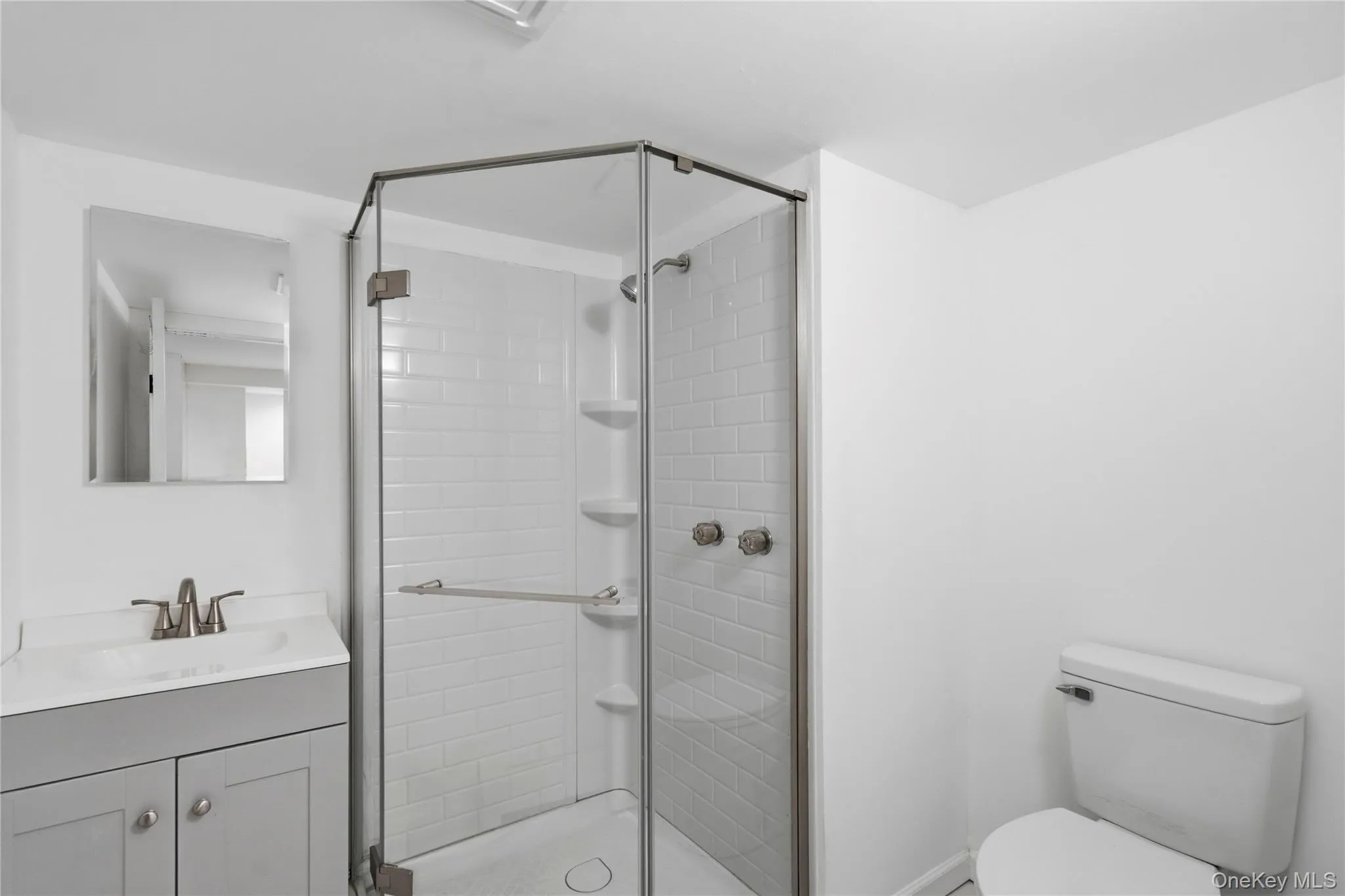 77 Winchester Drive, Babylon, NY, 4 Bedrooms Bedrooms, 7 Rooms Rooms,3 BathroomsBathrooms,Residential,For Rent,Winchester,0,1057233 77 Winchester Drive, Babylon, NY, 4 Bedrooms Bedrooms, 7 Rooms Rooms,3 BathroomsBathrooms,Residential,For Rent,Winchester,0,1057233