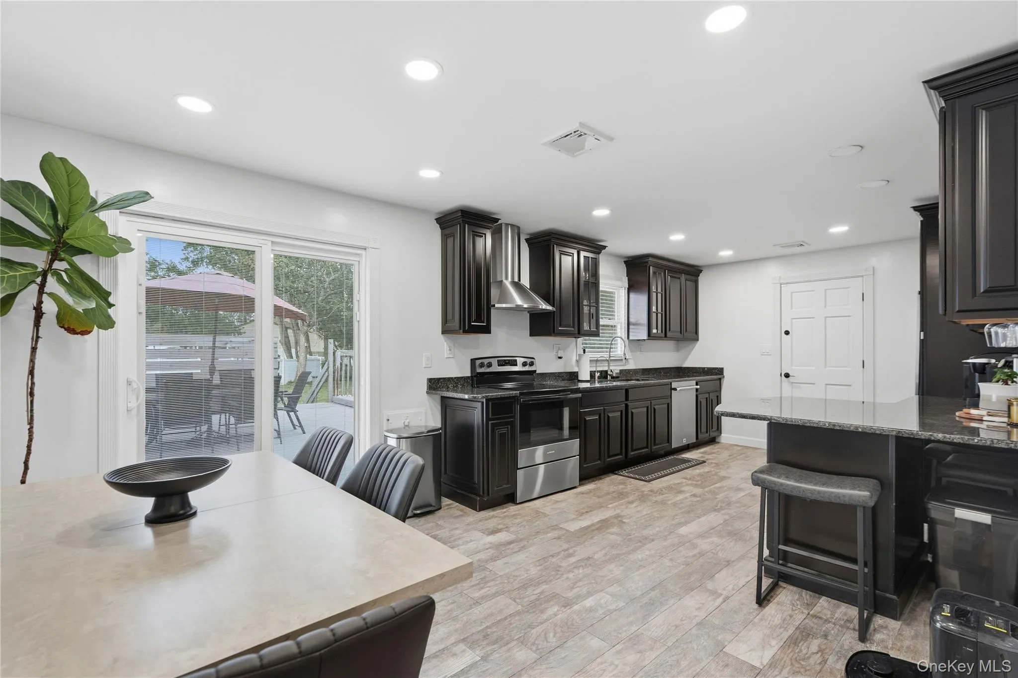 77 Winchester Drive, Babylon, NY, 4 Bedrooms Bedrooms, 7 Rooms Rooms,3 BathroomsBathrooms,Residential,For Rent,Winchester,0,1057233 77 Winchester Drive, Babylon, NY, 4 Bedrooms Bedrooms, 7 Rooms Rooms,3 BathroomsBathrooms,Residential,For Rent,Winchester,0,1057233