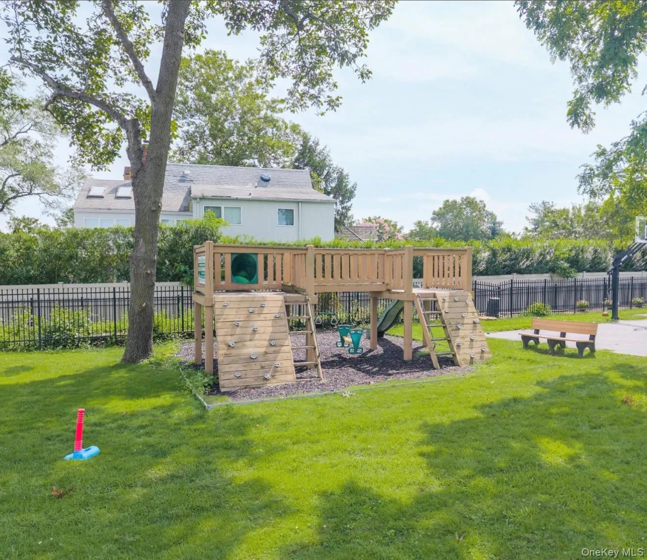 8 Goodwin Place, Huntington, NY, 3 Bedrooms Bedrooms, 7 Rooms Rooms,2 BathroomsBathrooms,Residential,For Rent,Goodwin,0,1057236 8 Goodwin Place, Huntington, NY, 3 Bedrooms Bedrooms, 7 Rooms Rooms,2 BathroomsBathrooms,Residential,For Rent,Goodwin,0,1057236