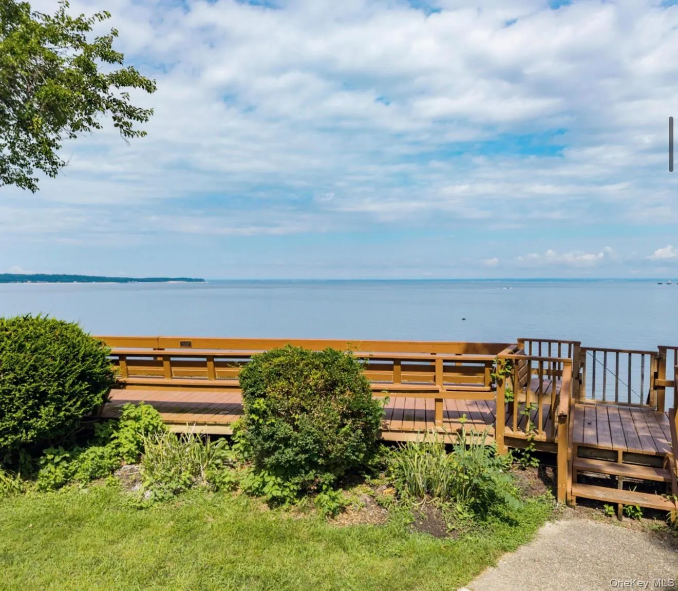 8 Goodwin Place, Huntington, NY, 3 Bedrooms Bedrooms, 7 Rooms Rooms,2 BathroomsBathrooms,Residential,For Rent,Goodwin,0,1057236 8 Goodwin Place, Huntington, NY, 3 Bedrooms Bedrooms, 7 Rooms Rooms,2 BathroomsBathrooms,Residential,For Rent,Goodwin,0,1057236