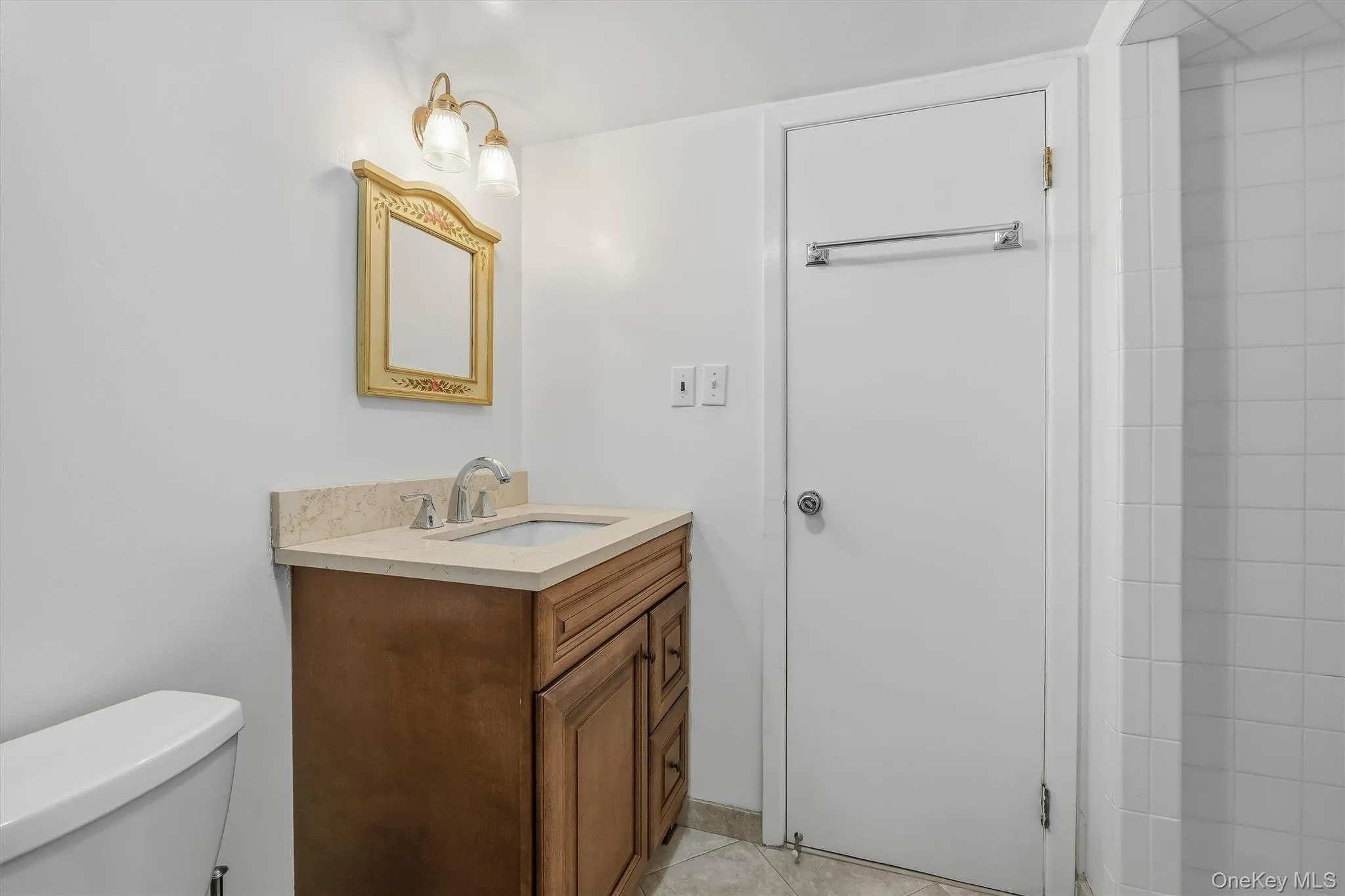 1114 Mace Avenue, New York, NY, 3 Bedrooms Bedrooms, 6 Rooms Rooms,1 BathroomBathrooms,Residential,For Rent,Mace,0,1057240 1114 Mace Avenue, New York, NY, 3 Bedrooms Bedrooms, 6 Rooms Rooms,1 BathroomBathrooms,Residential,For Rent,Mace,0,1057240