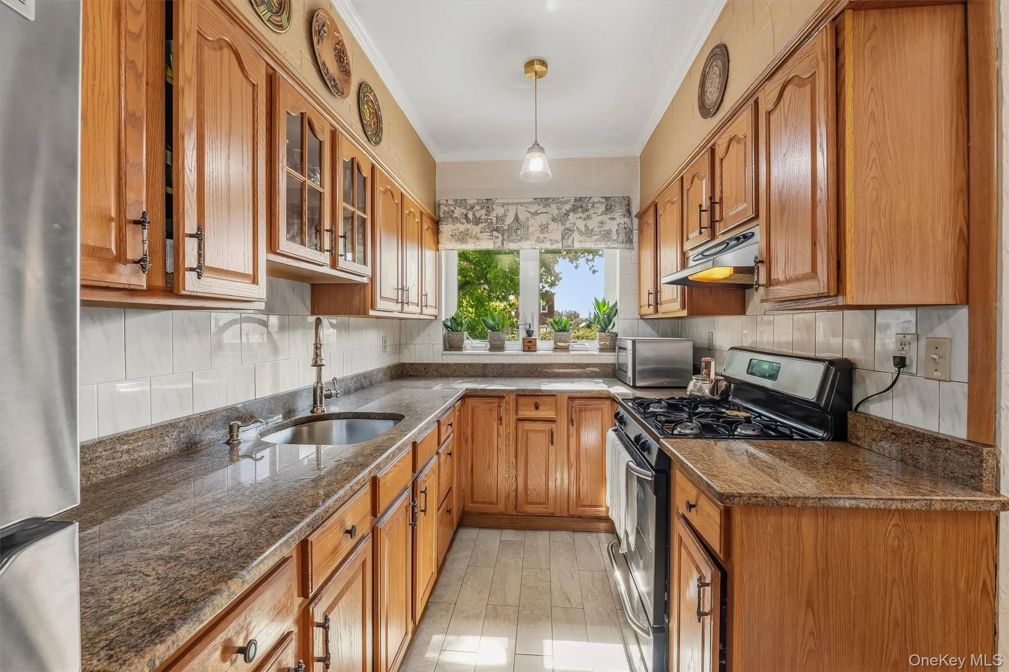 1114 Mace Avenue, New York, NY, 3 Bedrooms Bedrooms, 6 Rooms Rooms,1 BathroomBathrooms,Residential,For Rent,Mace,0,1057240 1114 Mace Avenue, New York, NY, 3 Bedrooms Bedrooms, 6 Rooms Rooms,1 BathroomBathrooms,Residential,For Rent,Mace,0,1057240