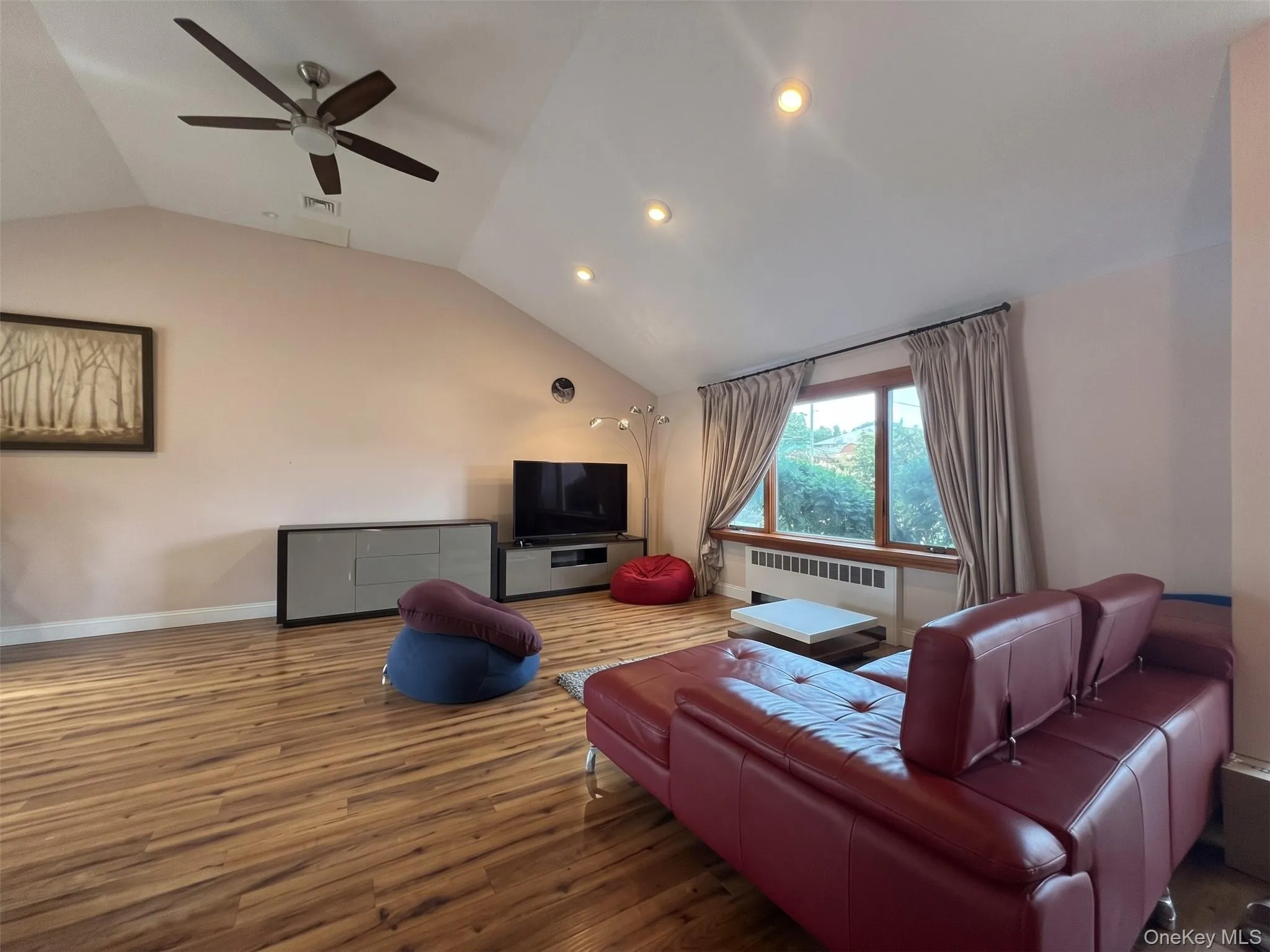 4 Evelyn Road, Oyster Bay, NY, 3 Bedroom Bedrooms, 6 Room Rooms,2 BathroomBathrooms,Residential Lease,For Rent,Evelyn,0,1057242 4 Evelyn Road, Oyster Bay, NY, 3 Bedroom Bedrooms, 6 Room Rooms,2 BathroomBathrooms,Residential Lease,For Rent,Evelyn,0,1057242