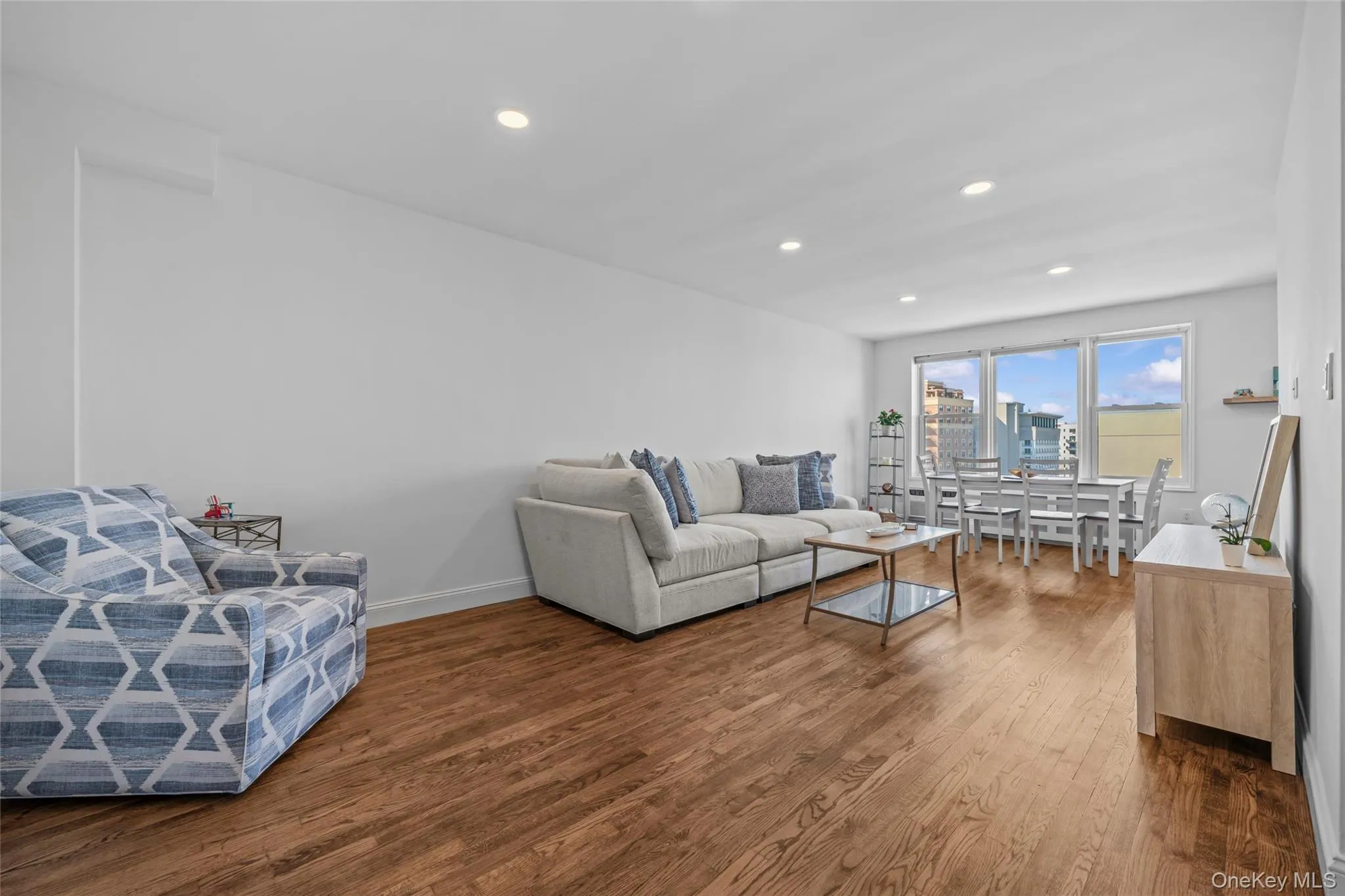 1 Broadway, Long Beach, NY, 1 Bedroom Bedrooms, 2 Rooms Rooms,1 BathroomBathrooms,Residential,For Rent,Broadway,0,1057243 1 Broadway, Long Beach, NY, 1 Bedroom Bedrooms, 2 Rooms Rooms,1 BathroomBathrooms,Residential,For Rent,Broadway,0,1057243