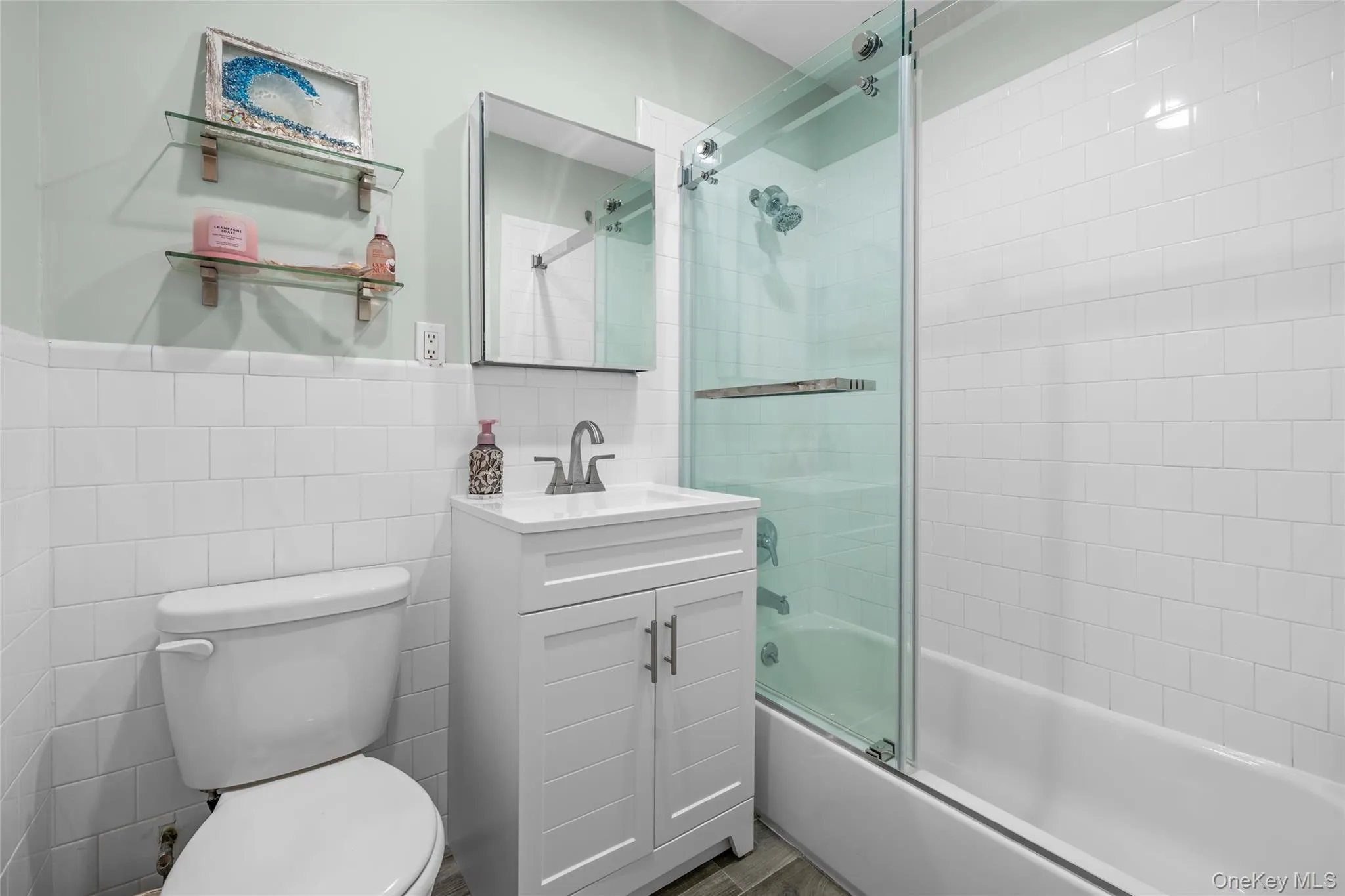 1 Broadway, Long Beach, NY, 1 Bedroom Bedrooms, 2 Rooms Rooms,1 BathroomBathrooms,Residential,For Rent,Broadway,0,1057243 1 Broadway, Long Beach, NY, 1 Bedroom Bedrooms, 2 Rooms Rooms,1 BathroomBathrooms,Residential,For Rent,Broadway,0,1057243
