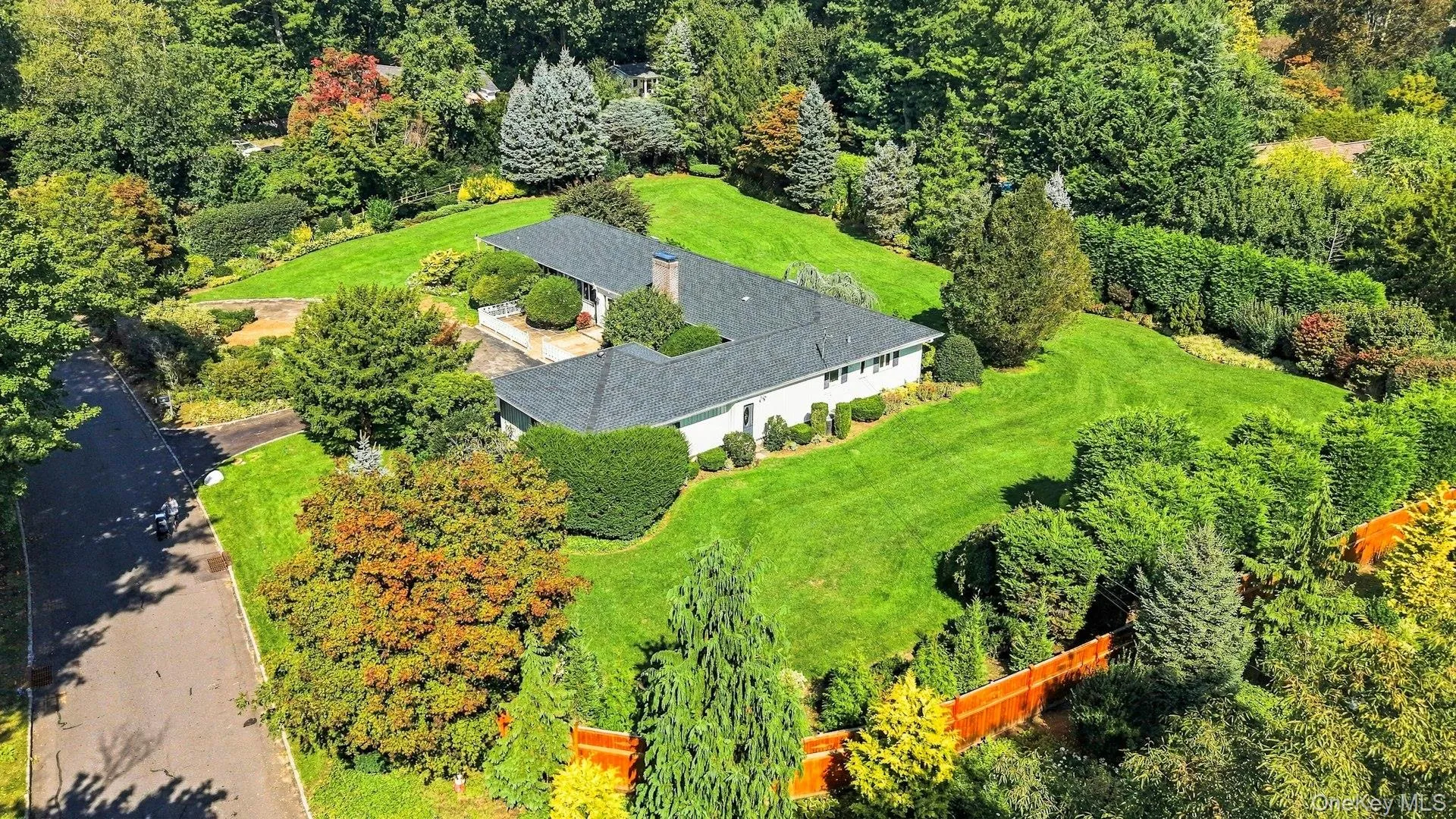 1 Cornwells Beach Road, North Hempstead, NY, 5 Bedrooms Bedrooms, 12 Rooms Rooms,3 BathroomsBathrooms,Residential,For Rent,Cornwells Beach,0,1057244 1 Cornwells Beach Road, North Hempstead, NY, 5 Bedrooms Bedrooms, 12 Rooms Rooms,3 BathroomsBathrooms,Residential,For Rent,Cornwells Beach,0,1057244