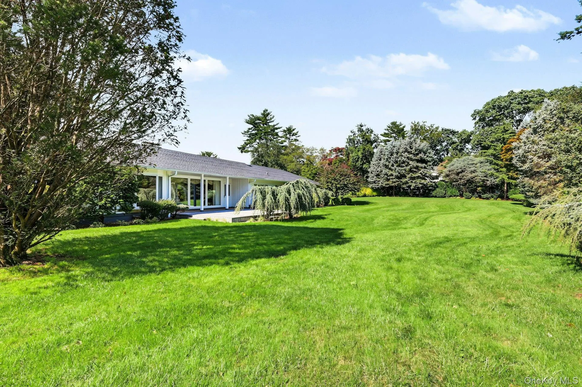 1 Cornwells Beach Road, North Hempstead, NY, 5 Bedrooms Bedrooms, 12 Rooms Rooms,3 BathroomsBathrooms,Residential,For Rent,Cornwells Beach,0,1057244 1 Cornwells Beach Road, North Hempstead, NY, 5 Bedrooms Bedrooms, 12 Rooms Rooms,3 BathroomsBathrooms,Residential,For Rent,Cornwells Beach,0,1057244