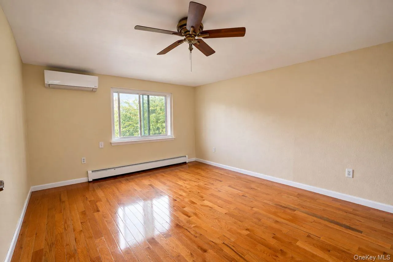 13314 142nd Street, New York, NY, 3 Bedroom Bedrooms, 5 Room Rooms,1 BathroomBathrooms,Residential Lease,For Rent,142nd,0,1057250 13314 142nd Street, New York, NY, 3 Bedroom Bedrooms, 5 Room Rooms,1 BathroomBathrooms,Residential Lease,For Rent,142nd,0,1057250