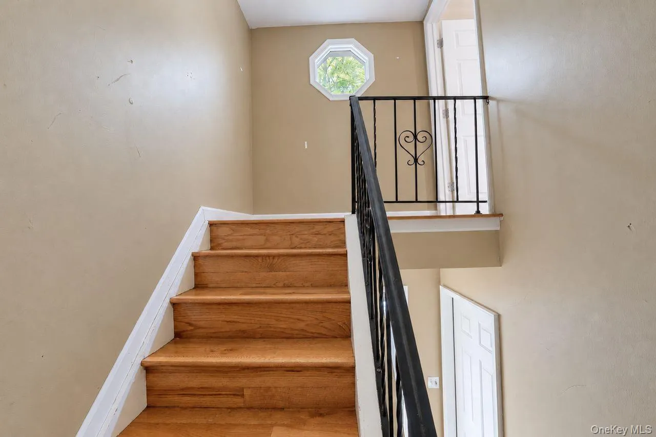 13314 142nd Street, New York, NY, 3 Bedroom Bedrooms, 5 Room Rooms,1 BathroomBathrooms,Residential Lease,For Rent,142nd,0,1057250 13314 142nd Street, New York, NY, 3 Bedroom Bedrooms, 5 Room Rooms,1 BathroomBathrooms,Residential Lease,For Rent,142nd,0,1057250