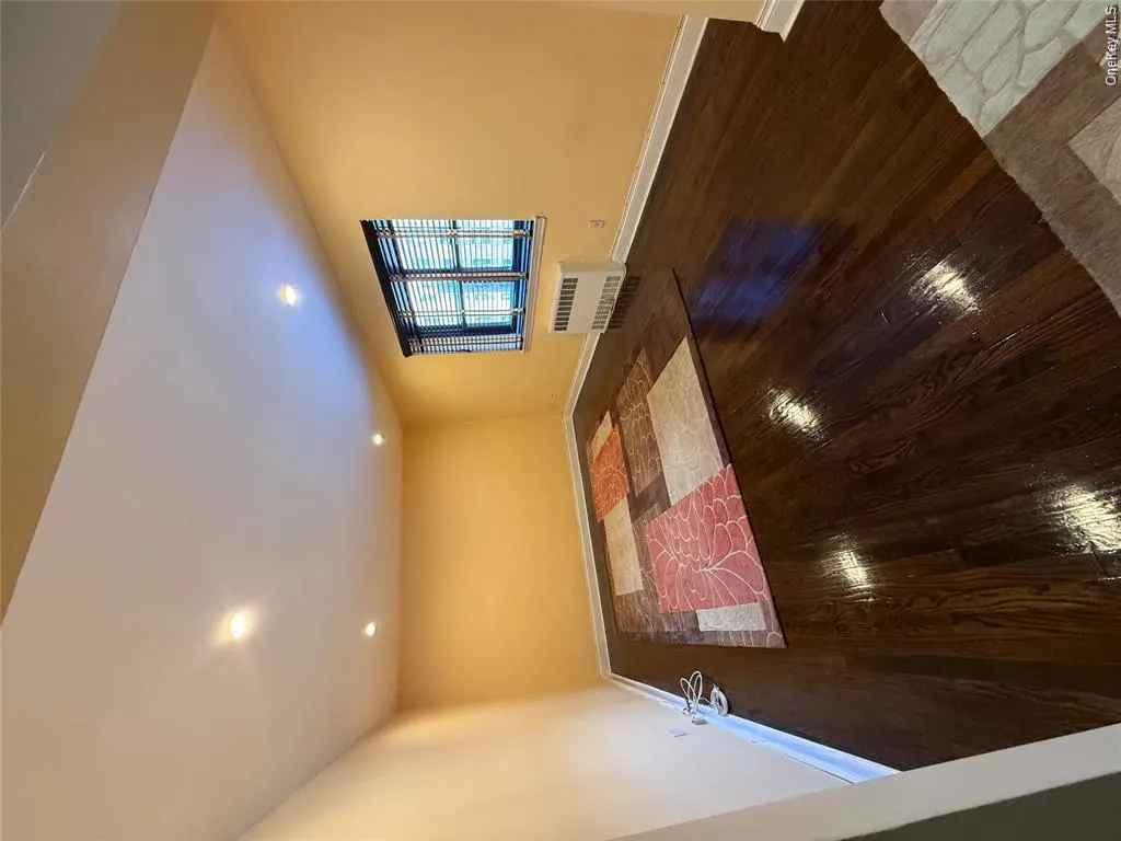102-25 67th Road, New York, NY, 1 Bedroom Bedrooms, 4 Rooms Rooms,1 BathroomBathrooms,Residential Lease,For Rent,67th,0,1057251 102-25 67th Road, New York, NY, 1 Bedroom Bedrooms, 4 Rooms Rooms,1 BathroomBathrooms,Residential Lease,For Rent,67th,0,1057251