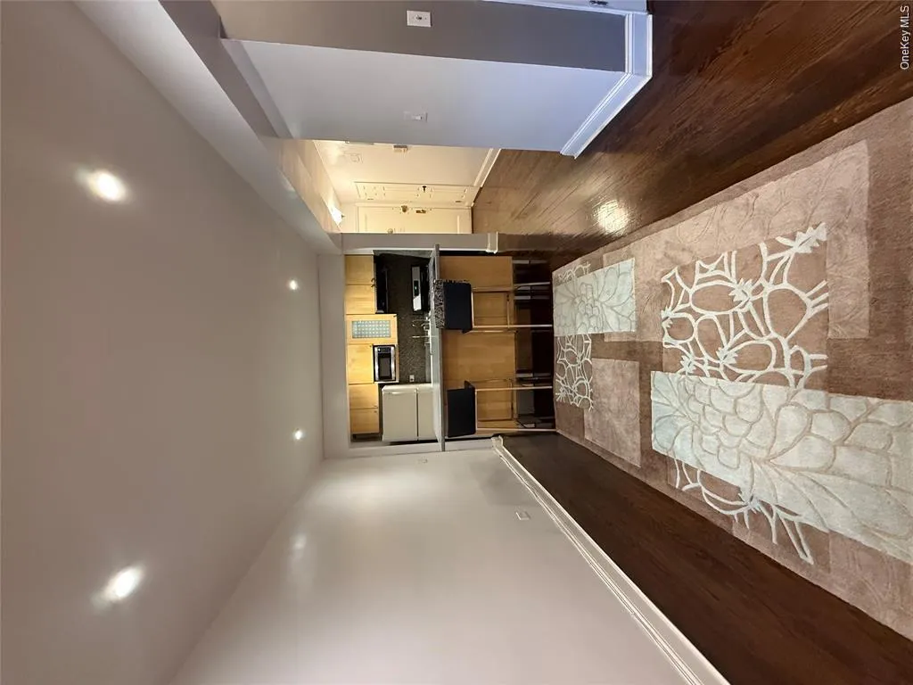 102-25 67th Road, New York, NY, 1 Bedroom Bedrooms, 4 Rooms Rooms,1 BathroomBathrooms,Residential Lease,For Rent,67th,0,1057251 102-25 67th Road, New York, NY, 1 Bedroom Bedrooms, 4 Rooms Rooms,1 BathroomBathrooms,Residential Lease,For Rent,67th,0,1057251