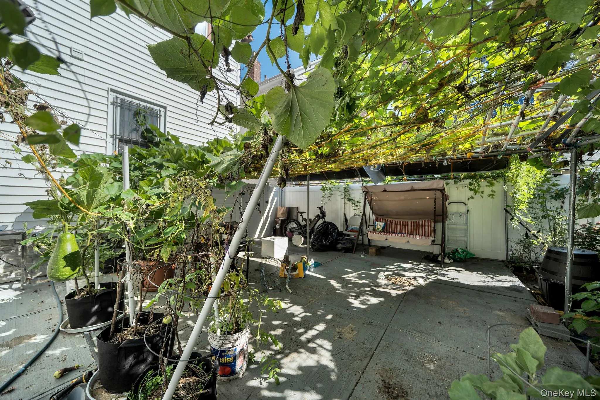 9322 201st Street, New York, NY, 3 Bedrooms Bedrooms, 9 Rooms Rooms,2 BathroomsBathrooms,Residential,For Rent,201st,0,1057252 9322 201st Street, New York, NY, 3 Bedrooms Bedrooms, 9 Rooms Rooms,2 BathroomsBathrooms,Residential,For Rent,201st,0,1057252