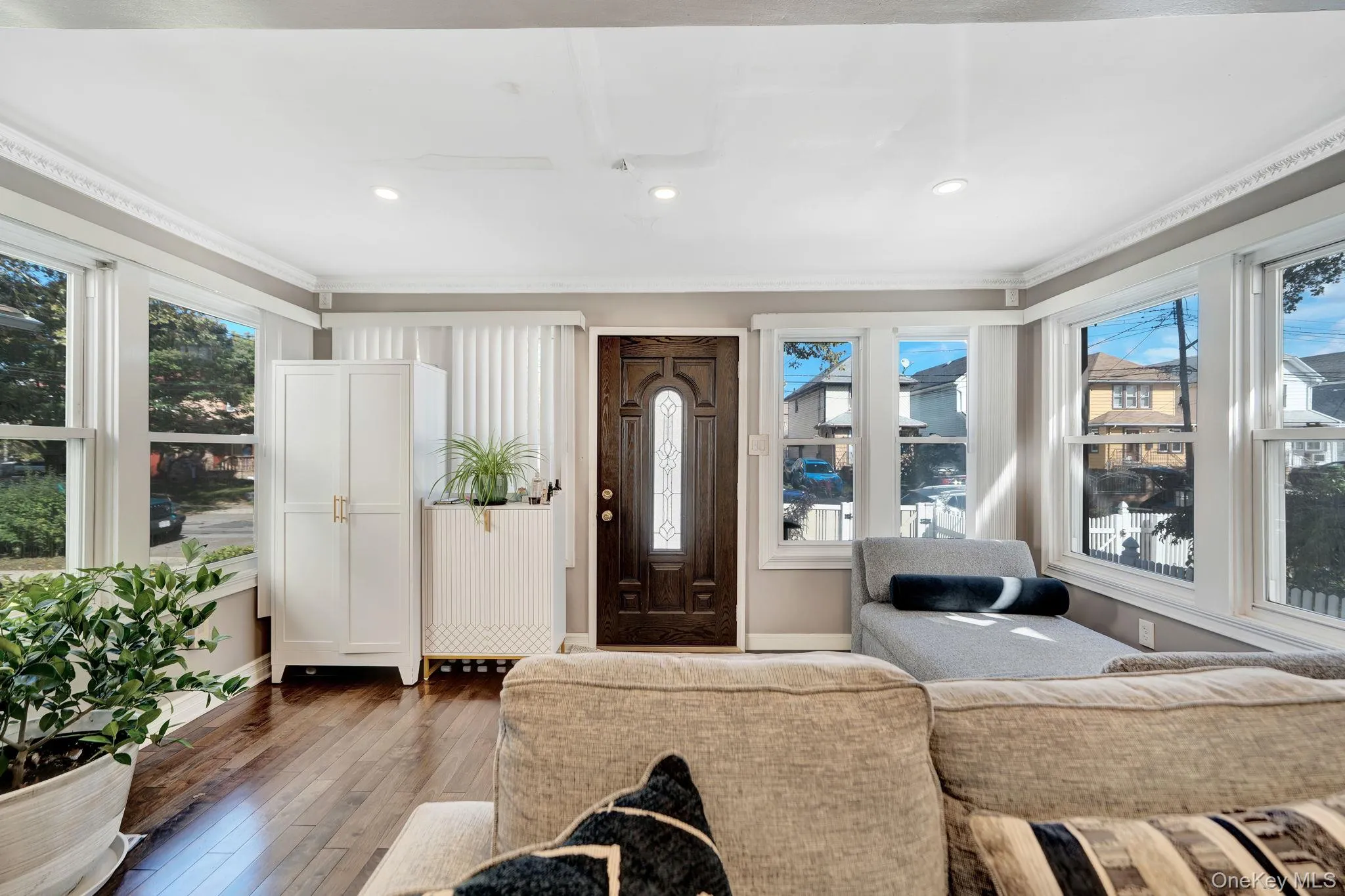 9322 201st Street, New York, NY, 3 Bedrooms Bedrooms, 9 Rooms Rooms,2 BathroomsBathrooms,Residential,For Rent,201st,0,1057252 9322 201st Street, New York, NY, 3 Bedrooms Bedrooms, 9 Rooms Rooms,2 BathroomsBathrooms,Residential,For Rent,201st,0,1057252
