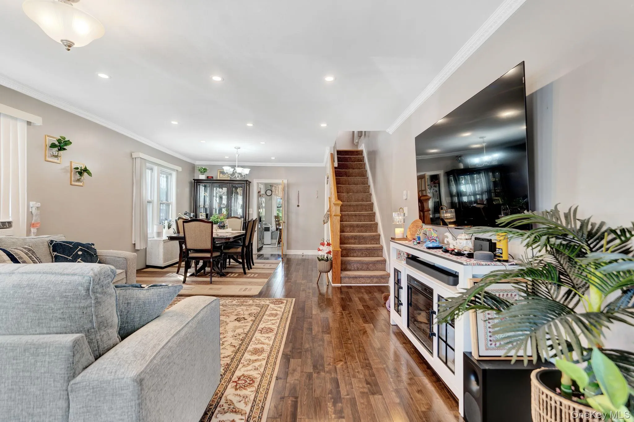 9322 201st Street, New York, NY, 3 Bedrooms Bedrooms, 9 Rooms Rooms,2 BathroomsBathrooms,Residential,For Rent,201st,0,1057252 9322 201st Street, New York, NY, 3 Bedrooms Bedrooms, 9 Rooms Rooms,2 BathroomsBathrooms,Residential,For Rent,201st,0,1057252