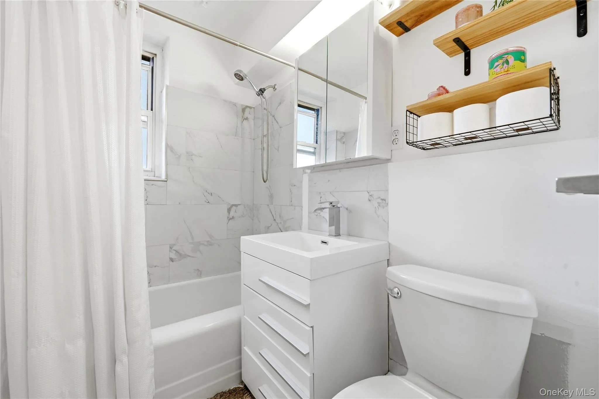 18-40 211th Street, New York, NY, 1 Bedroom Bedrooms, 3 Rooms Rooms,1 BathroomBathrooms,Residential,For Rent,211th,0,1057253 18-40 211th Street, New York, NY, 1 Bedroom Bedrooms, 3 Rooms Rooms,1 BathroomBathrooms,Residential,For Rent,211th,0,1057253