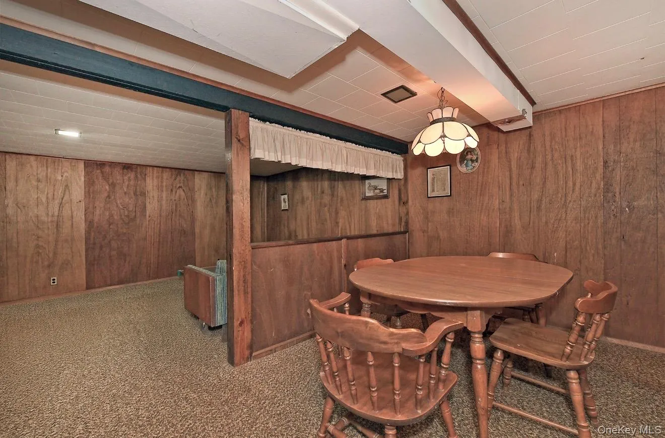 5 Pebble Lane, Huntington, NY, 3 Bedrooms Bedrooms, 5 Rooms Rooms,1 BathroomBathrooms,Residential,For Rent,Pebble,0,1057257 5 Pebble Lane, Huntington, NY, 3 Bedrooms Bedrooms, 5 Rooms Rooms,1 BathroomBathrooms,Residential,For Rent,Pebble,0,1057257