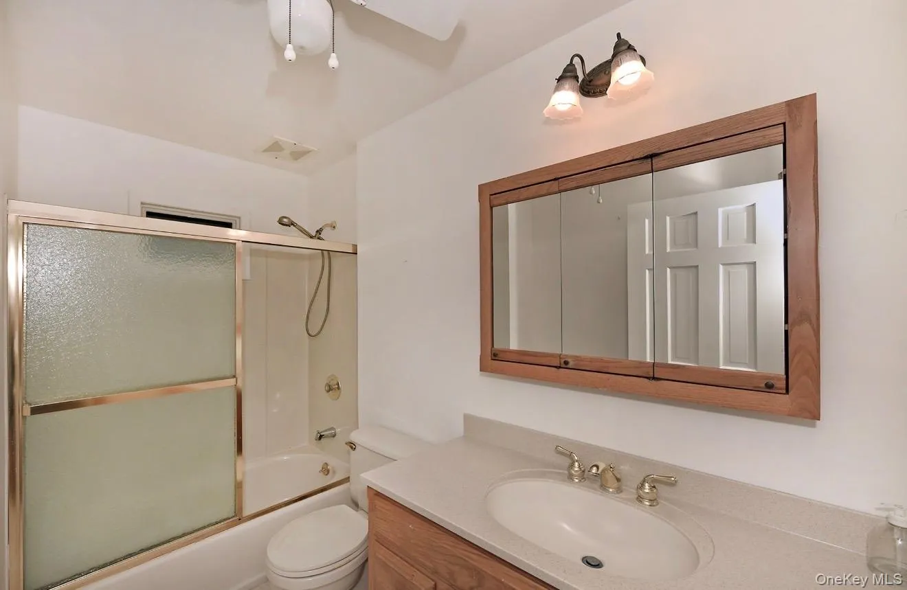 5 Pebble Lane, Huntington, NY, 3 Bedrooms Bedrooms, 5 Rooms Rooms,1 BathroomBathrooms,Residential,For Rent,Pebble,0,1057257 5 Pebble Lane, Huntington, NY, 3 Bedrooms Bedrooms, 5 Rooms Rooms,1 BathroomBathrooms,Residential,For Rent,Pebble,0,1057257