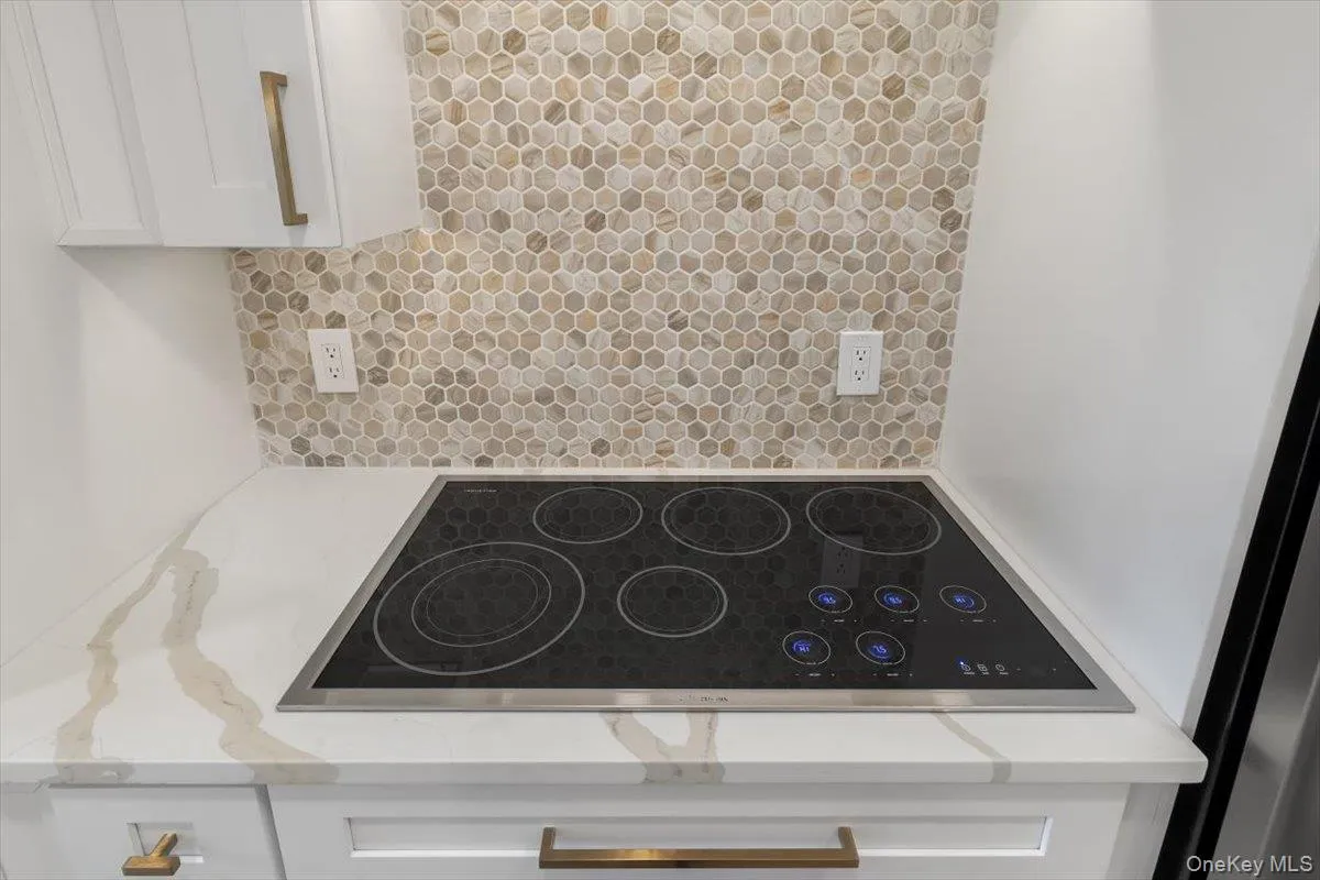 263 River Avenue, Brookhaven, NY, 1 Bedroom Bedrooms, 4 Rooms Rooms,1 BathroomBathrooms,Residential,For Rent,River,0,1057258 263 River Avenue, Brookhaven, NY, 1 Bedroom Bedrooms, 4 Rooms Rooms,1 BathroomBathrooms,Residential,For Rent,River,0,1057258