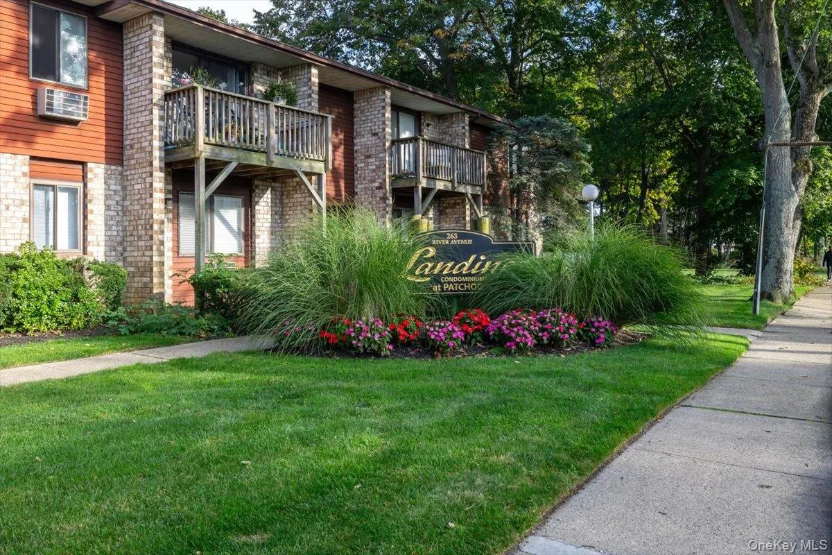 263 River Avenue, Brookhaven, NY, 1 Bedroom Bedrooms, 4 Rooms Rooms,1 BathroomBathrooms,Residential,For Rent,River,0,1057258 263 River Avenue, Brookhaven, NY, 1 Bedroom Bedrooms, 4 Rooms Rooms,1 BathroomBathrooms,Residential,For Rent,River,0,1057258