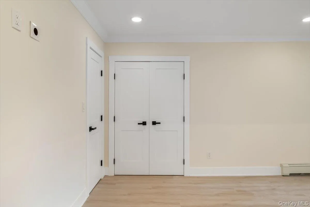 263 River Avenue, Brookhaven, NY, 1 Bedroom Bedrooms, 4 Rooms Rooms,1 BathroomBathrooms,Residential,For Rent,River,0,1057258 263 River Avenue, Brookhaven, NY, 1 Bedroom Bedrooms, 4 Rooms Rooms,1 BathroomBathrooms,Residential,For Rent,River,0,1057258