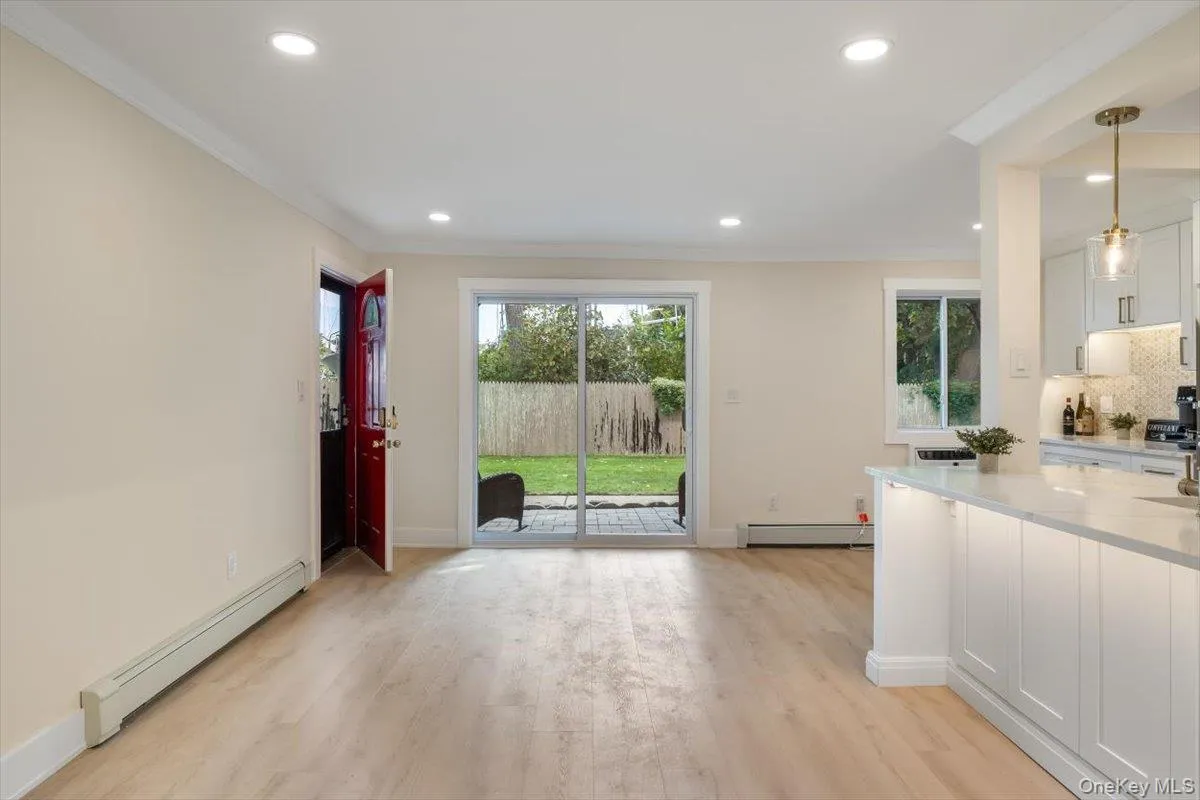 263 River Avenue, Brookhaven, NY, 1 Bedroom Bedrooms, 4 Rooms Rooms,1 BathroomBathrooms,Residential,For Rent,River,0,1057258 263 River Avenue, Brookhaven, NY, 1 Bedroom Bedrooms, 4 Rooms Rooms,1 BathroomBathrooms,Residential,For Rent,River,0,1057258