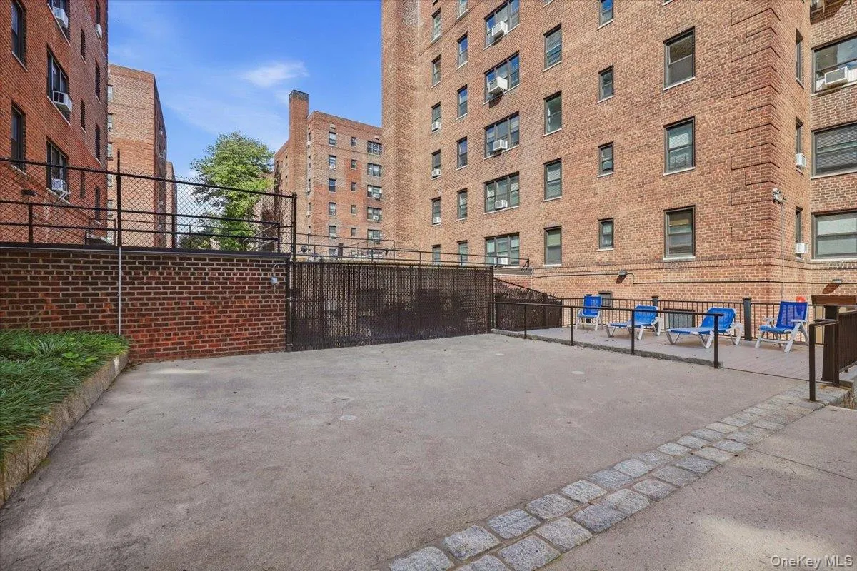 30 Ehrbar, Mount Vernon, NY, 1 Bedroom Bedrooms, 3 Rooms Rooms,1 BathroomBathrooms,Residential,For Rent,Ehrbar,0,1057261 30 Ehrbar, Mount Vernon, NY, 1 Bedroom Bedrooms, 3 Rooms Rooms,1 BathroomBathrooms,Residential,For Rent,Ehrbar,0,1057261