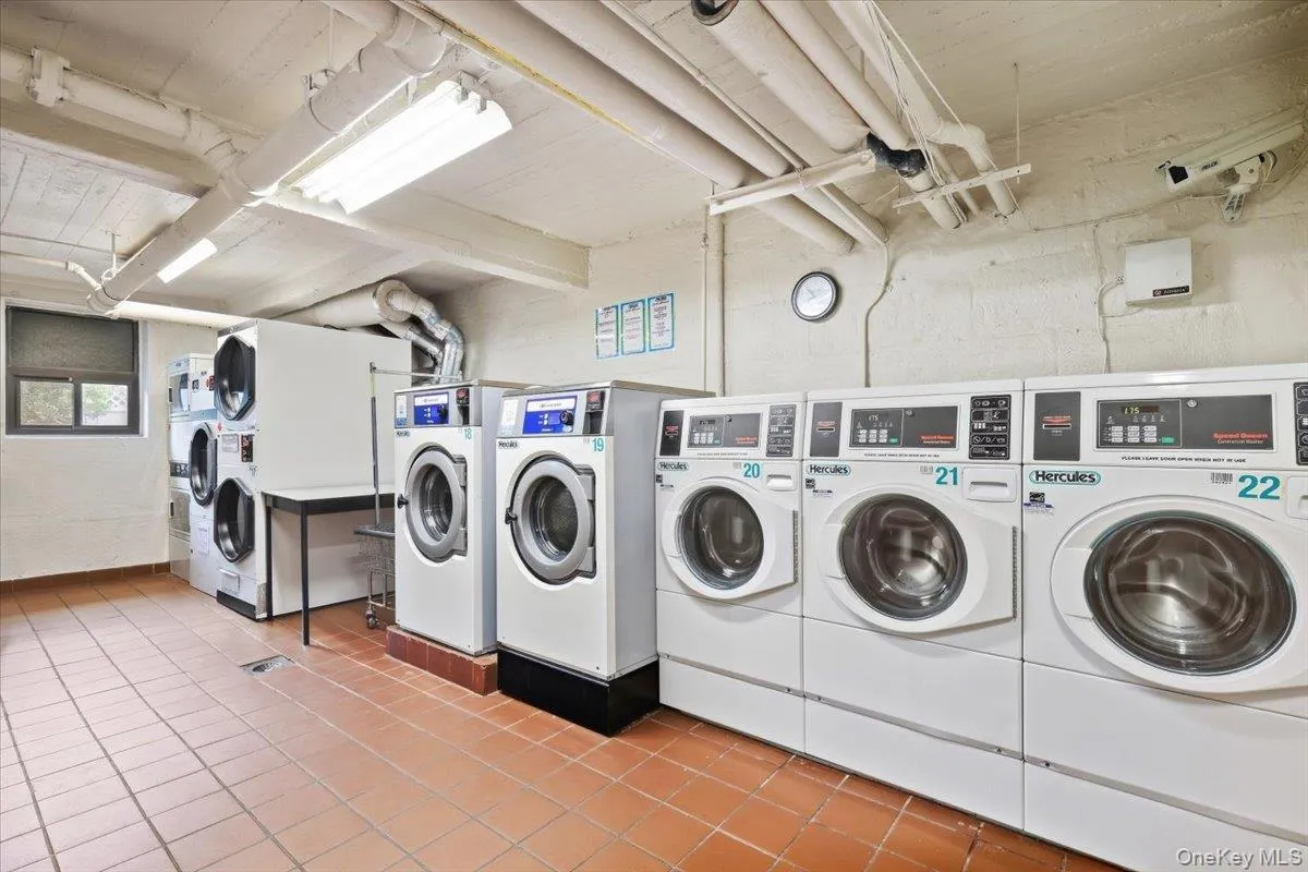 30 Ehrbar, Mount Vernon, NY, 1 Bedroom Bedrooms, 3 Rooms Rooms,1 BathroomBathrooms,Residential,For Rent,Ehrbar,0,1057261 30 Ehrbar, Mount Vernon, NY, 1 Bedroom Bedrooms, 3 Rooms Rooms,1 BathroomBathrooms,Residential,For Rent,Ehrbar,0,1057261