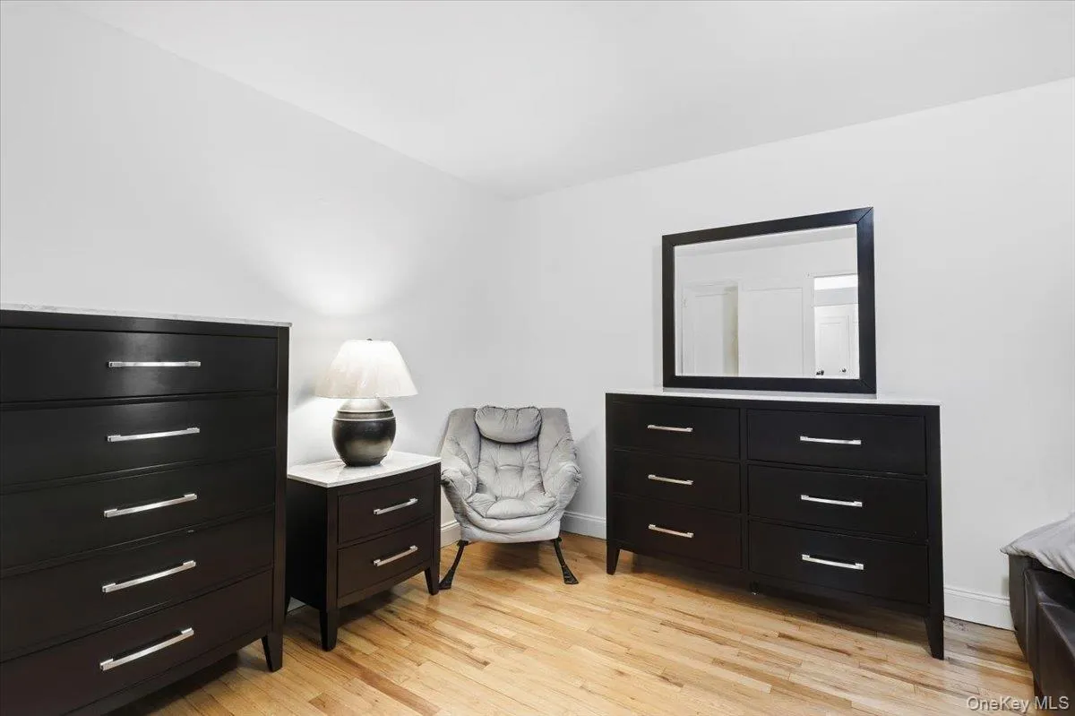 30 Ehrbar, Mount Vernon, NY, 1 Bedroom Bedrooms, 3 Rooms Rooms,1 BathroomBathrooms,Residential,For Rent,Ehrbar,0,1057261 30 Ehrbar, Mount Vernon, NY, 1 Bedroom Bedrooms, 3 Rooms Rooms,1 BathroomBathrooms,Residential,For Rent,Ehrbar,0,1057261