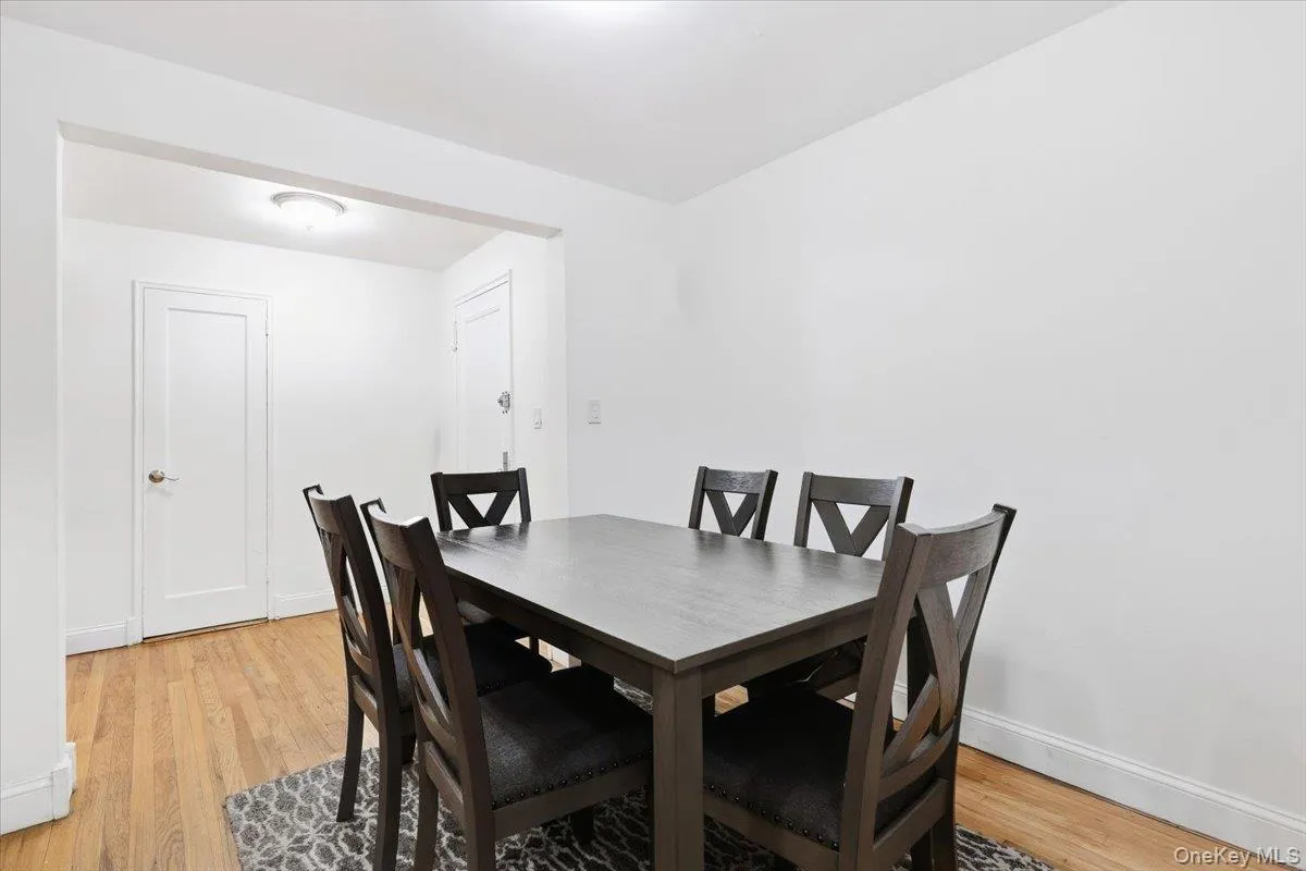 30 Ehrbar, Mount Vernon, NY, 1 Bedroom Bedrooms, 3 Rooms Rooms,1 BathroomBathrooms,Residential,For Rent,Ehrbar,0,1057261 30 Ehrbar, Mount Vernon, NY, 1 Bedroom Bedrooms, 3 Rooms Rooms,1 BathroomBathrooms,Residential,For Rent,Ehrbar,0,1057261
