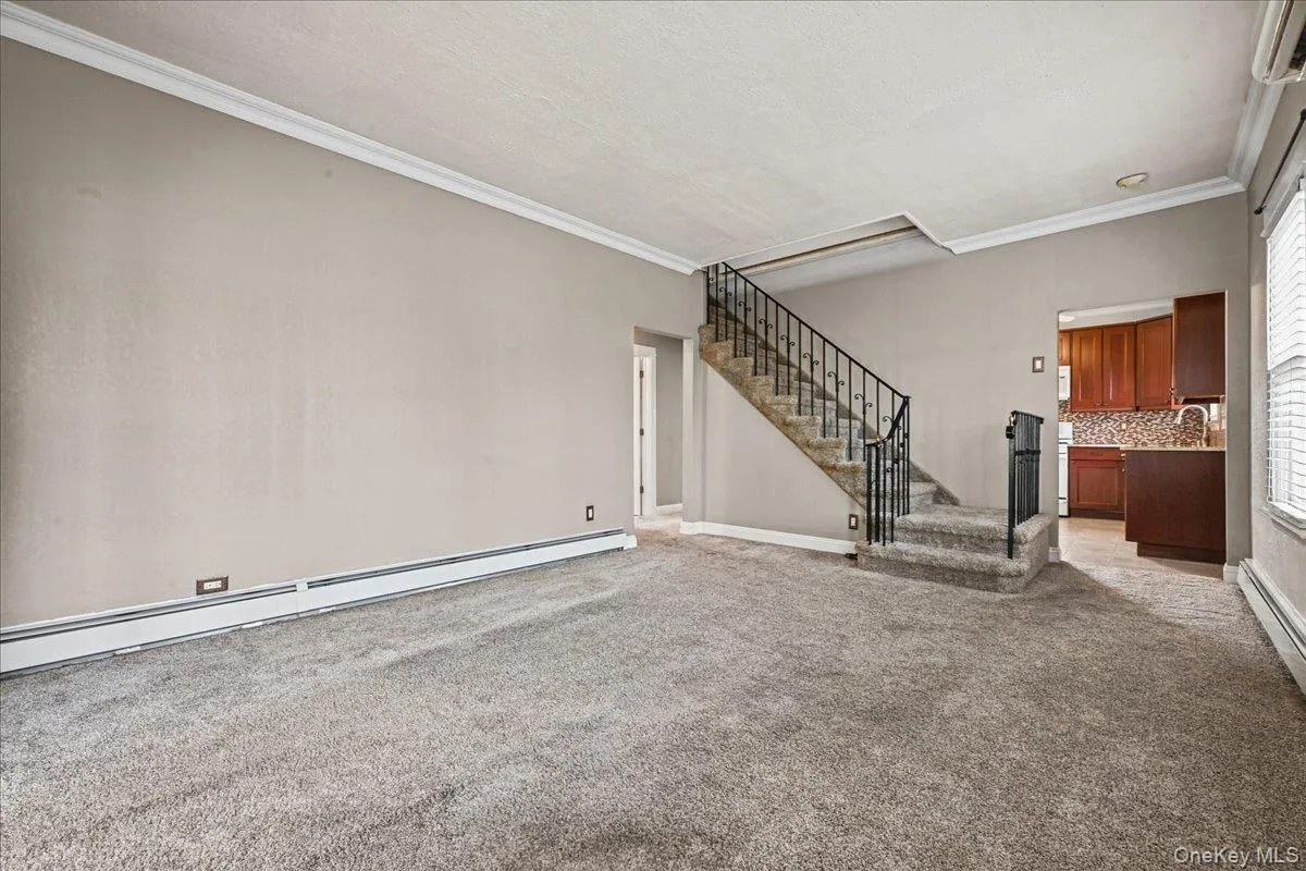 635 6th Street, Babylon, NY, 1 Bedroom Bedrooms, 5 Rooms Rooms,1 BathroomBathrooms,Residential,For Rent,6th,0,1057263 635 6th Street, Babylon, NY, 1 Bedroom Bedrooms, 5 Rooms Rooms,1 BathroomBathrooms,Residential,For Rent,6th,0,1057263