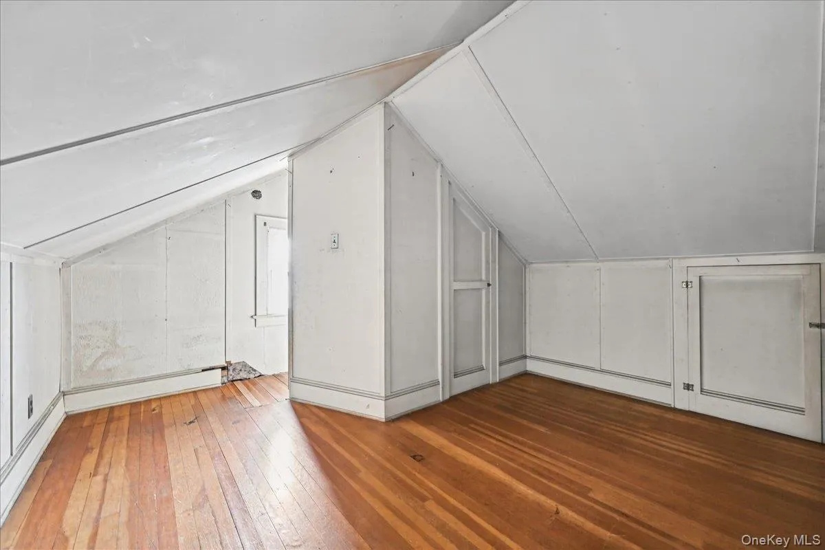 635 6th Street, Babylon, NY, 1 Bedroom Bedrooms, 5 Rooms Rooms,1 BathroomBathrooms,Residential,For Rent,6th,0,1057263 635 6th Street, Babylon, NY, 1 Bedroom Bedrooms, 5 Rooms Rooms,1 BathroomBathrooms,Residential,For Rent,6th,0,1057263