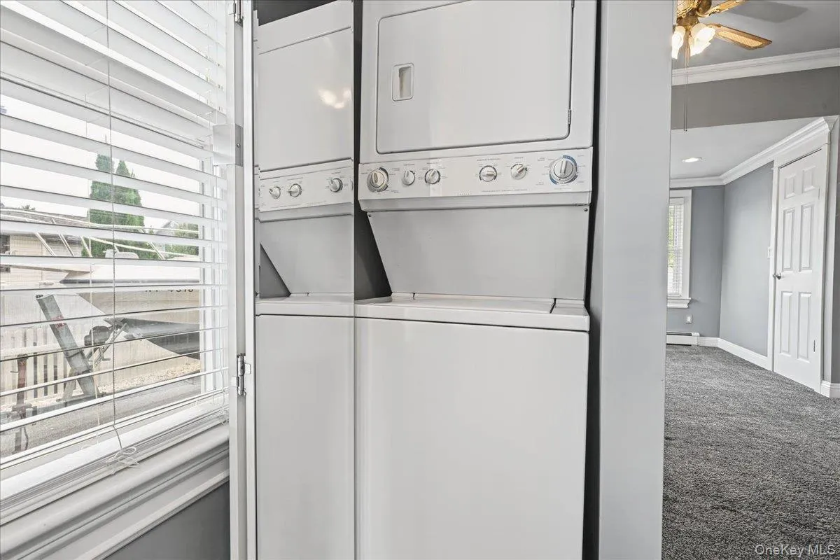 635 6th Street, Babylon, NY, 1 Bedroom Bedrooms, 5 Rooms Rooms,1 BathroomBathrooms,Residential,For Rent,6th,0,1057263 635 6th Street, Babylon, NY, 1 Bedroom Bedrooms, 5 Rooms Rooms,1 BathroomBathrooms,Residential,For Rent,6th,0,1057263