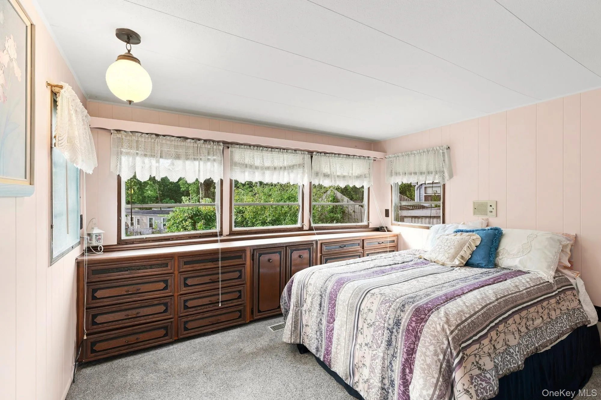 658 Sound Avenue, Riverhead, NY, 2 Bedrooms Bedrooms, 4 Rooms Rooms,1 BathroomBathrooms,Residential,For Rent,Sound,0,1057267 658 Sound Avenue, Riverhead, NY, 2 Bedrooms Bedrooms, 4 Rooms Rooms,1 BathroomBathrooms,Residential,For Rent,Sound,0,1057267